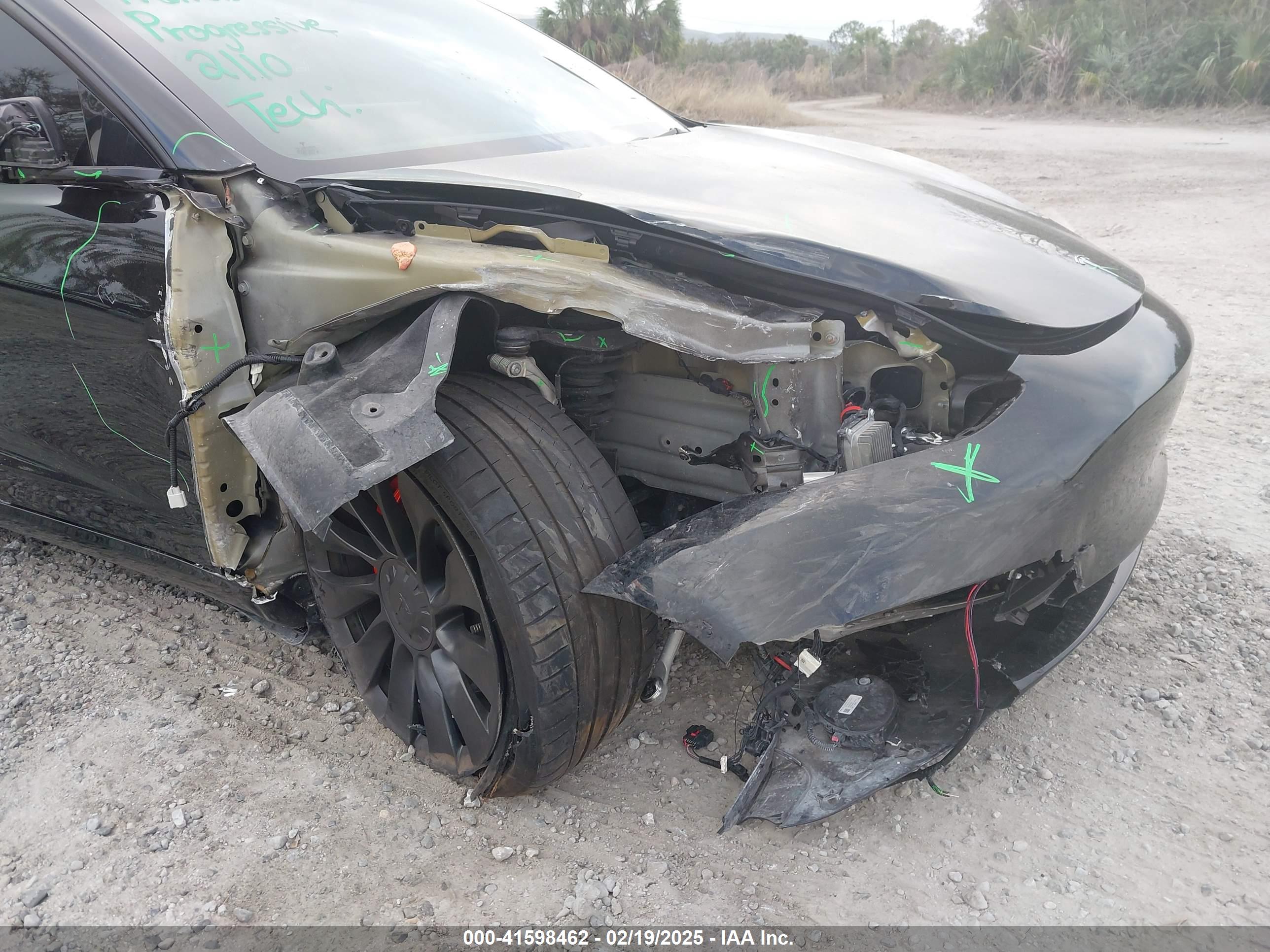 TESLA MODEL image 6