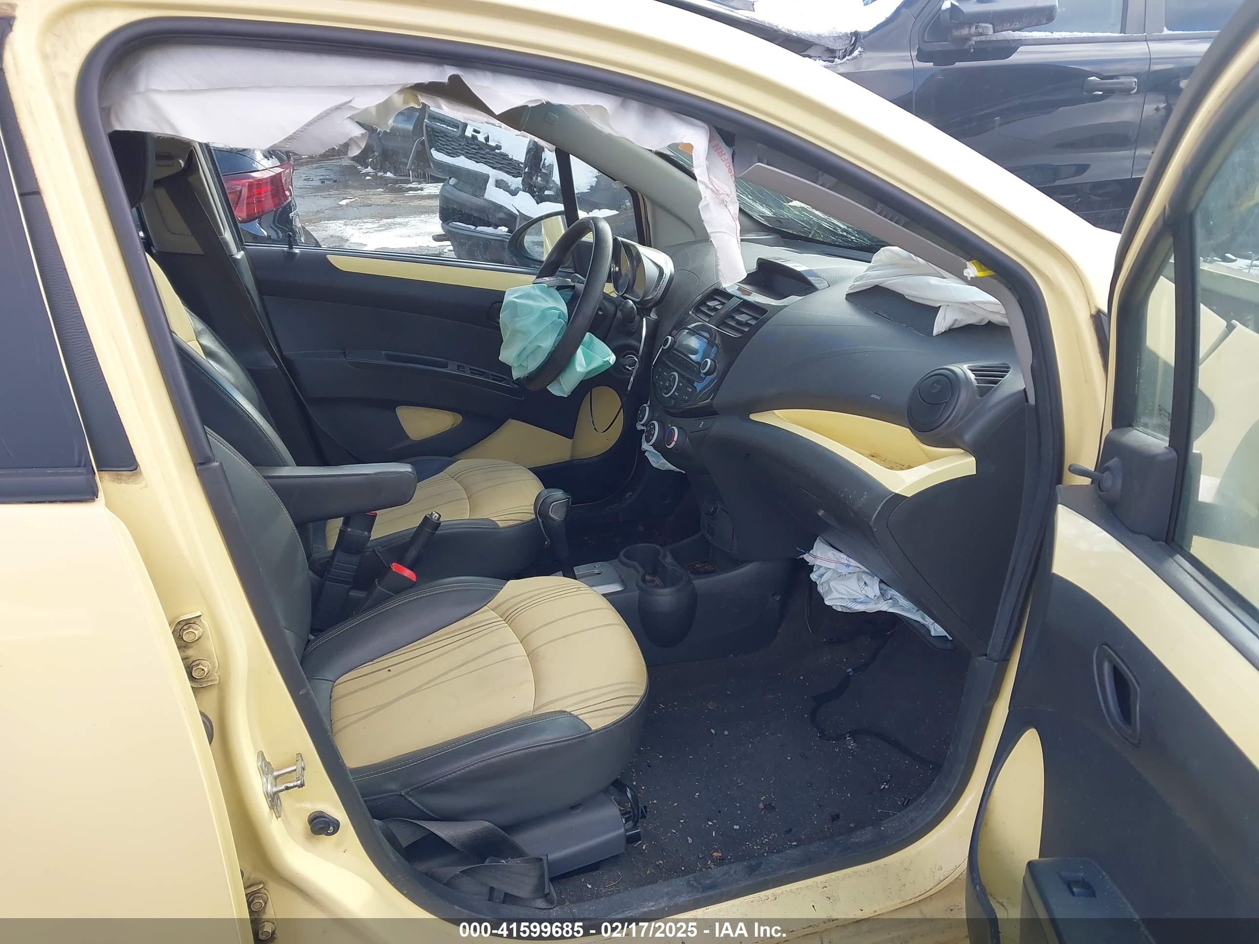 CHEVROLET SPARK image 5
