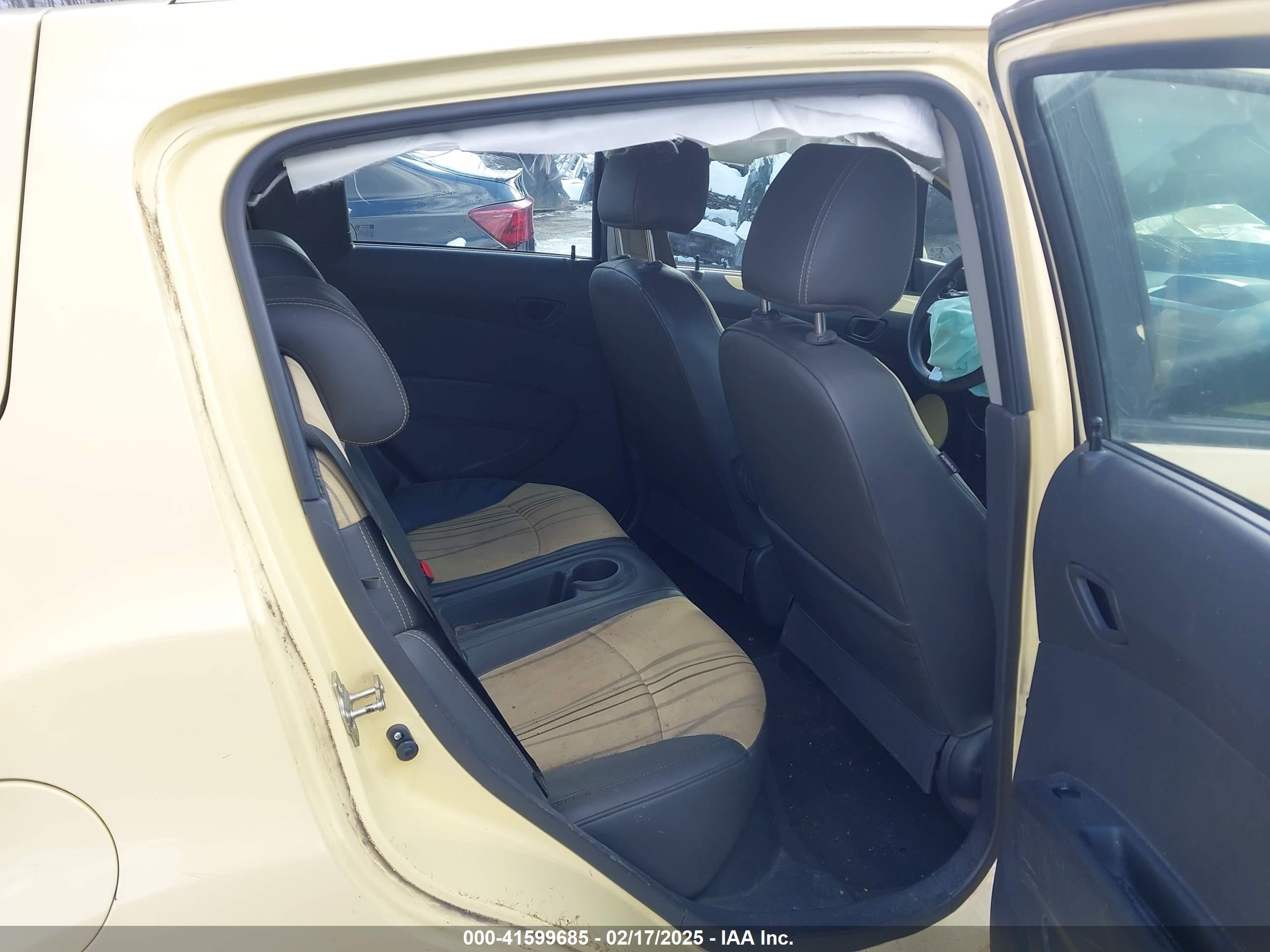 CHEVROLET SPARK image 8