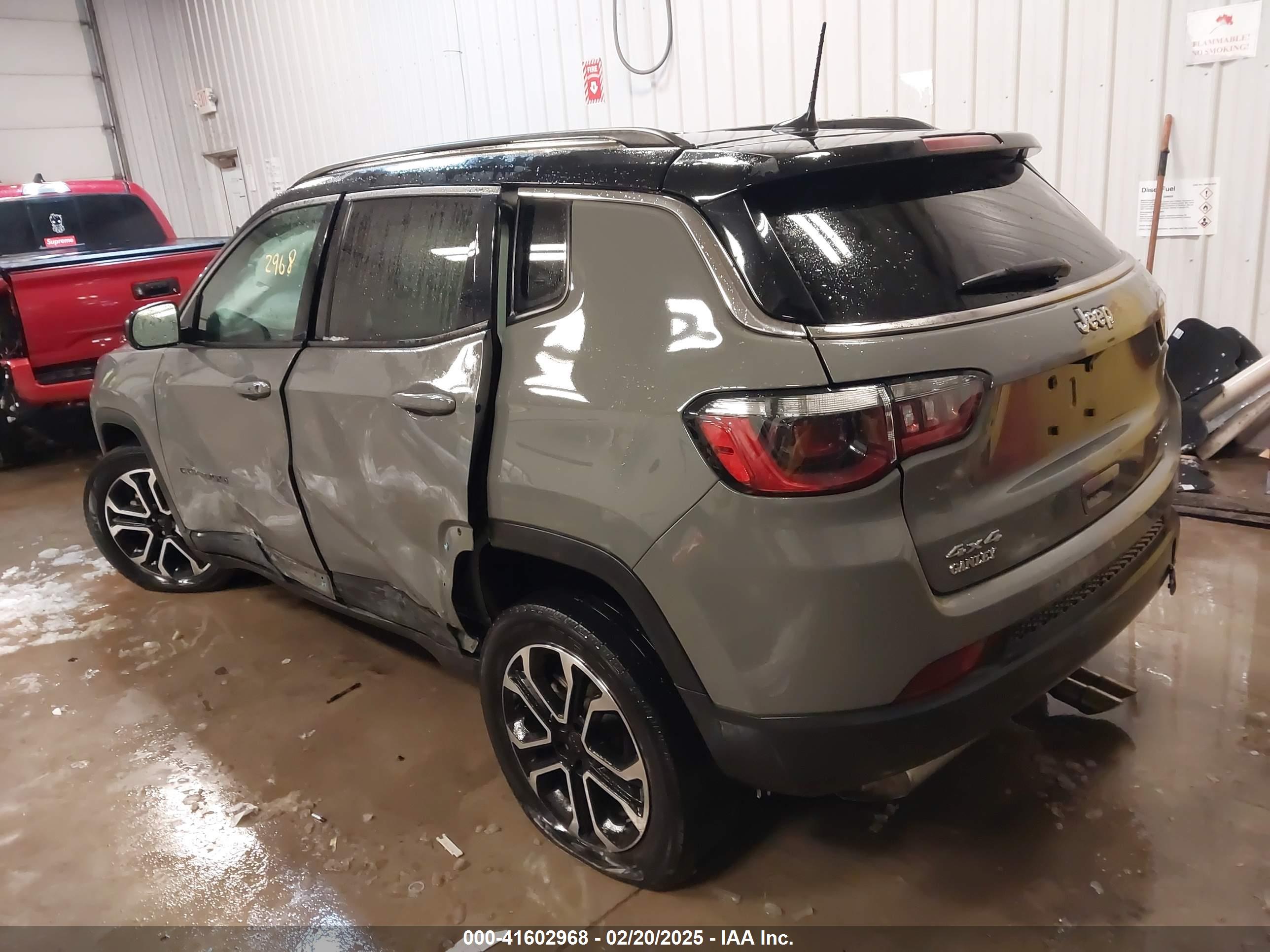 JEEP COMPASS image 3