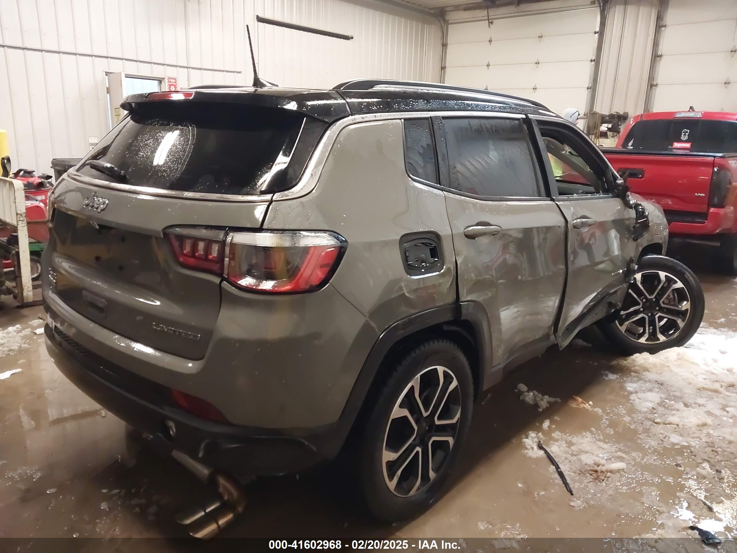 JEEP COMPASS image 4