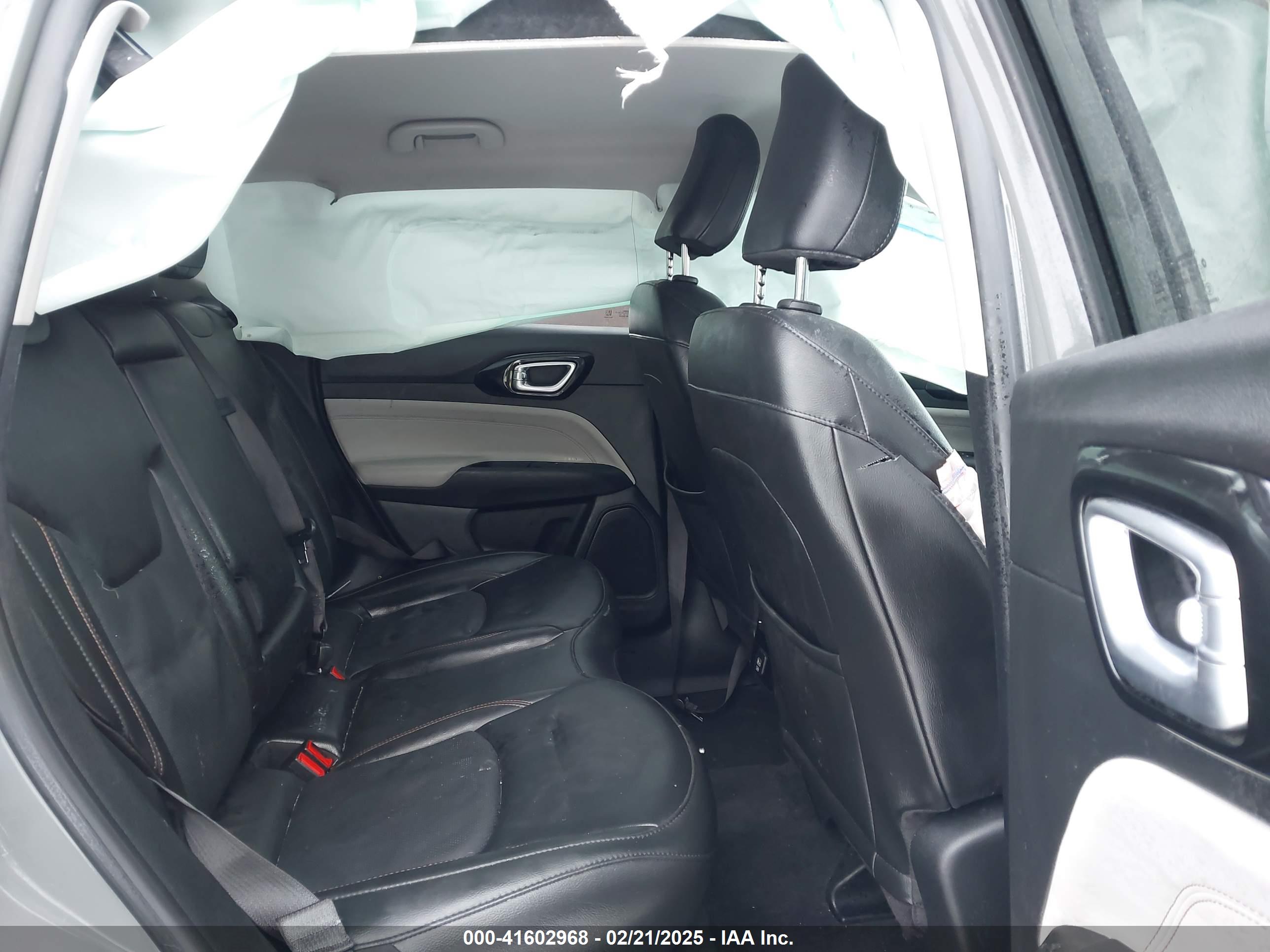 JEEP COMPASS image 8