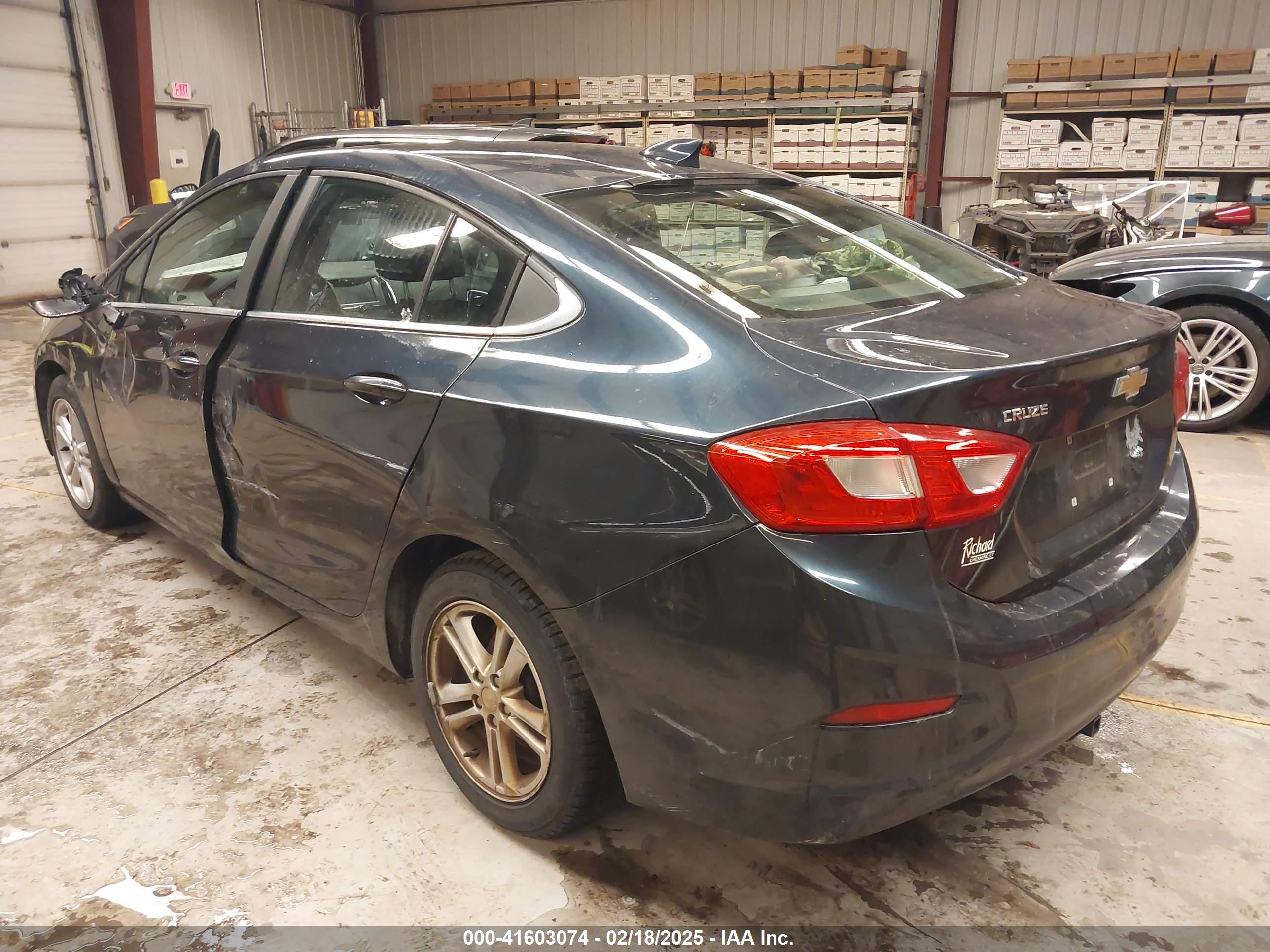 CHEVROLET CRUZE image 3
