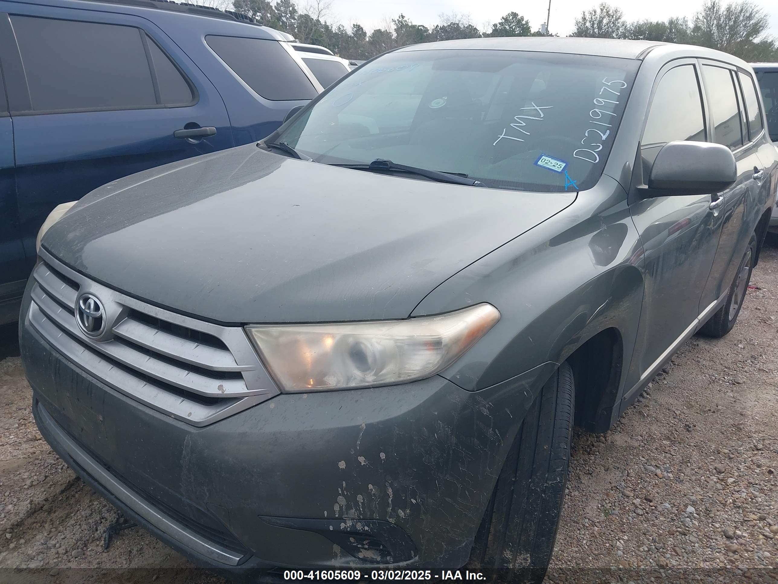 TOYOTA HIGHLANDER image 2