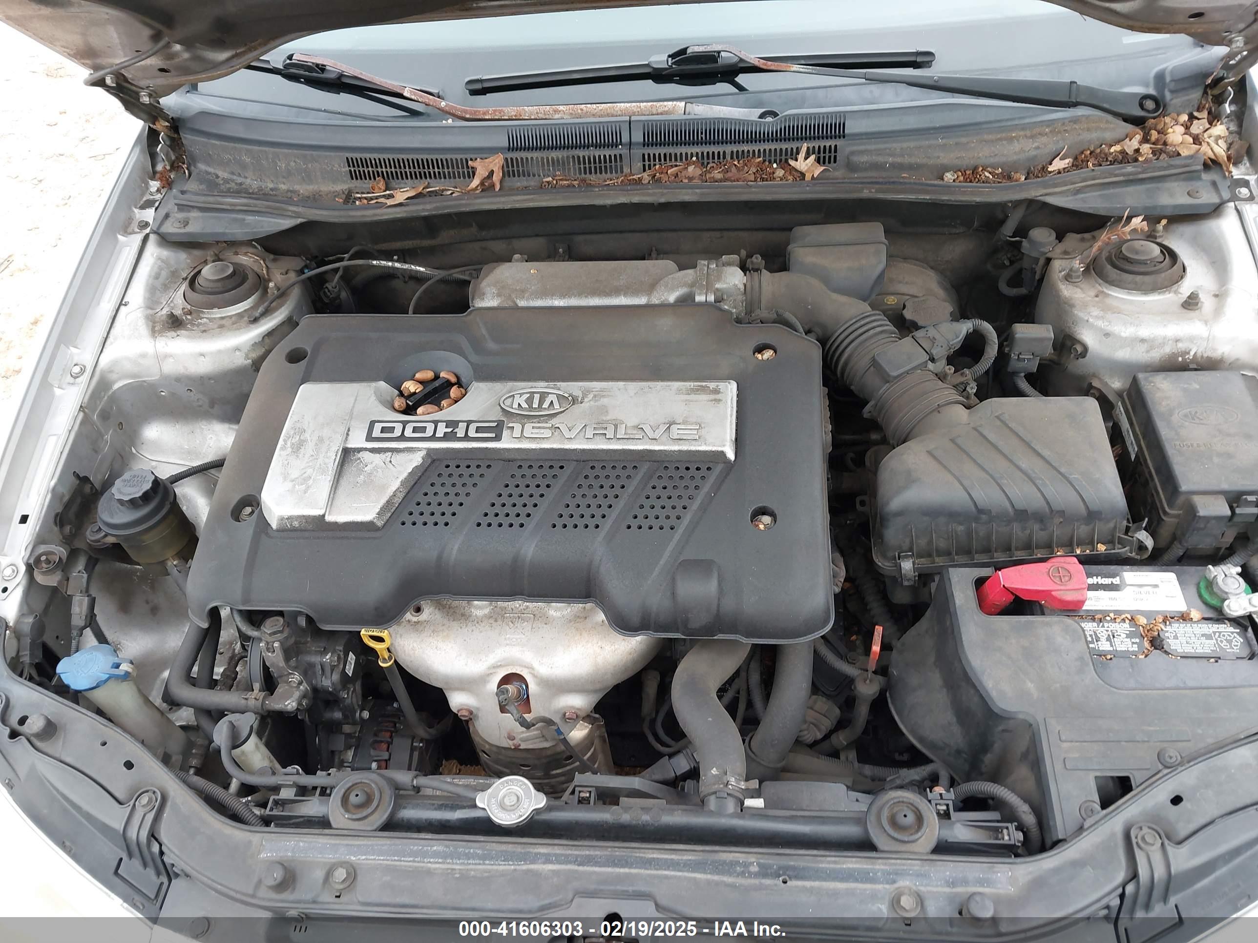 KIA SPECTRA image 10