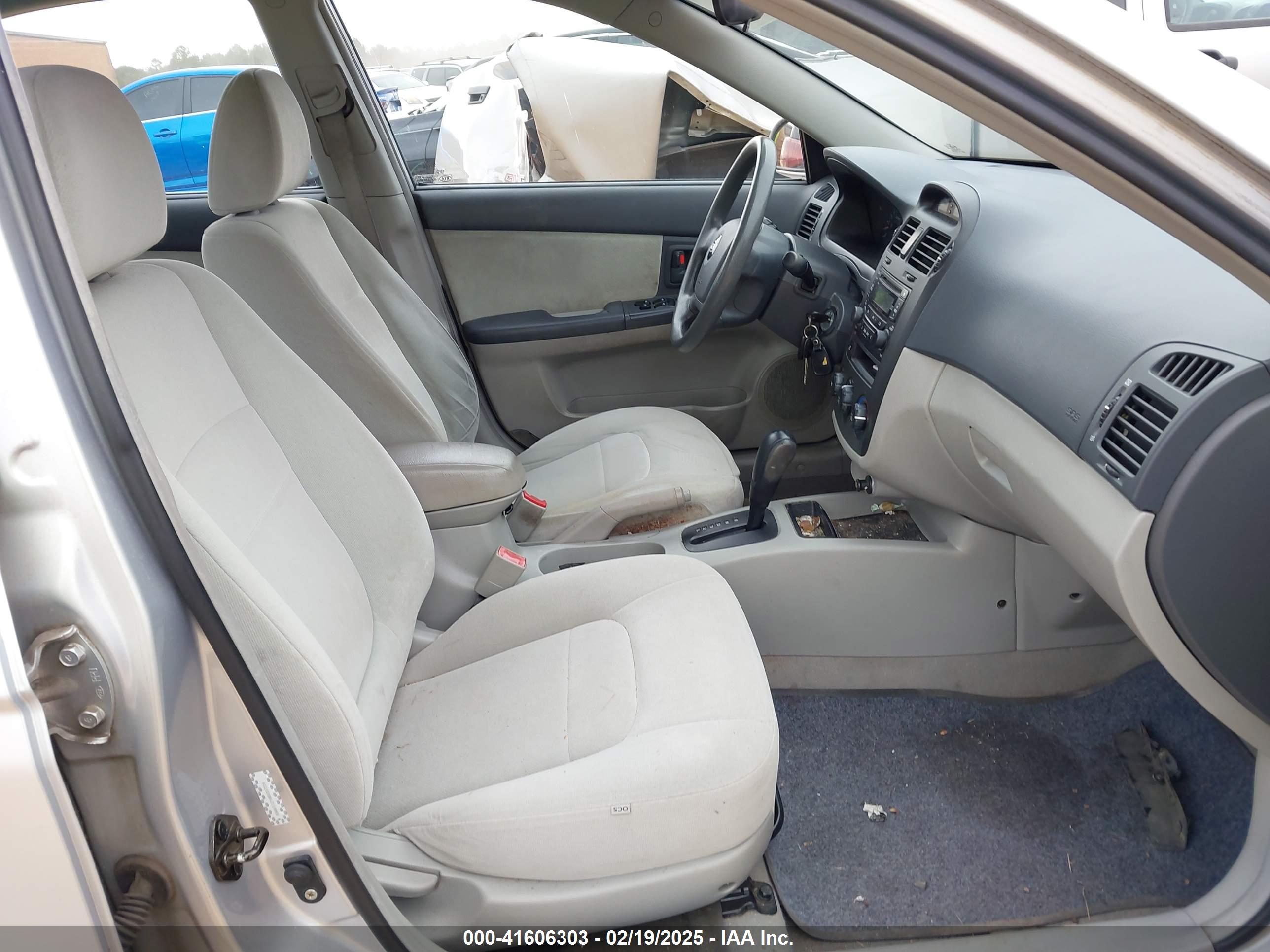 KIA SPECTRA image 5