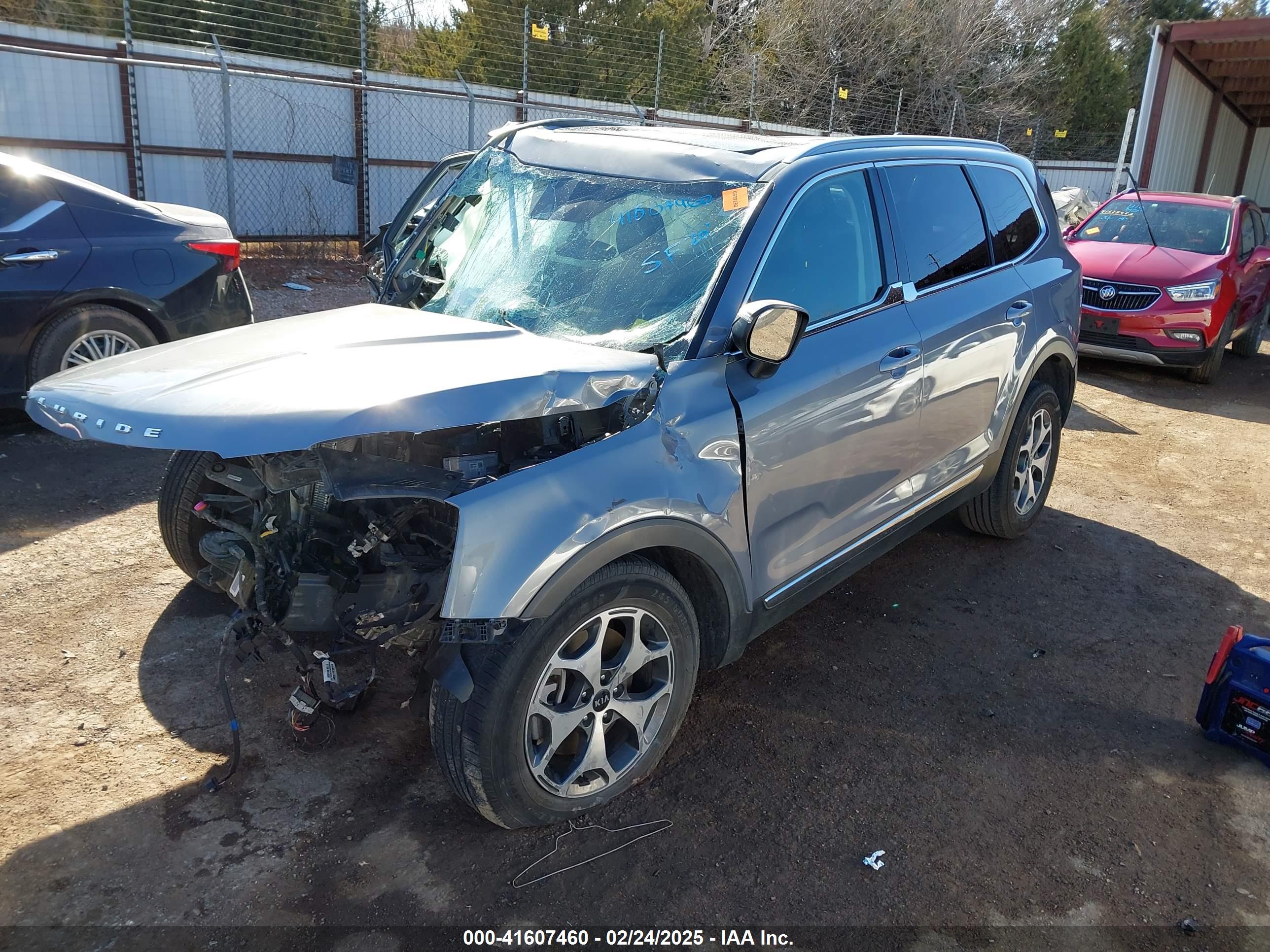 KIA TELLURIDE image 2