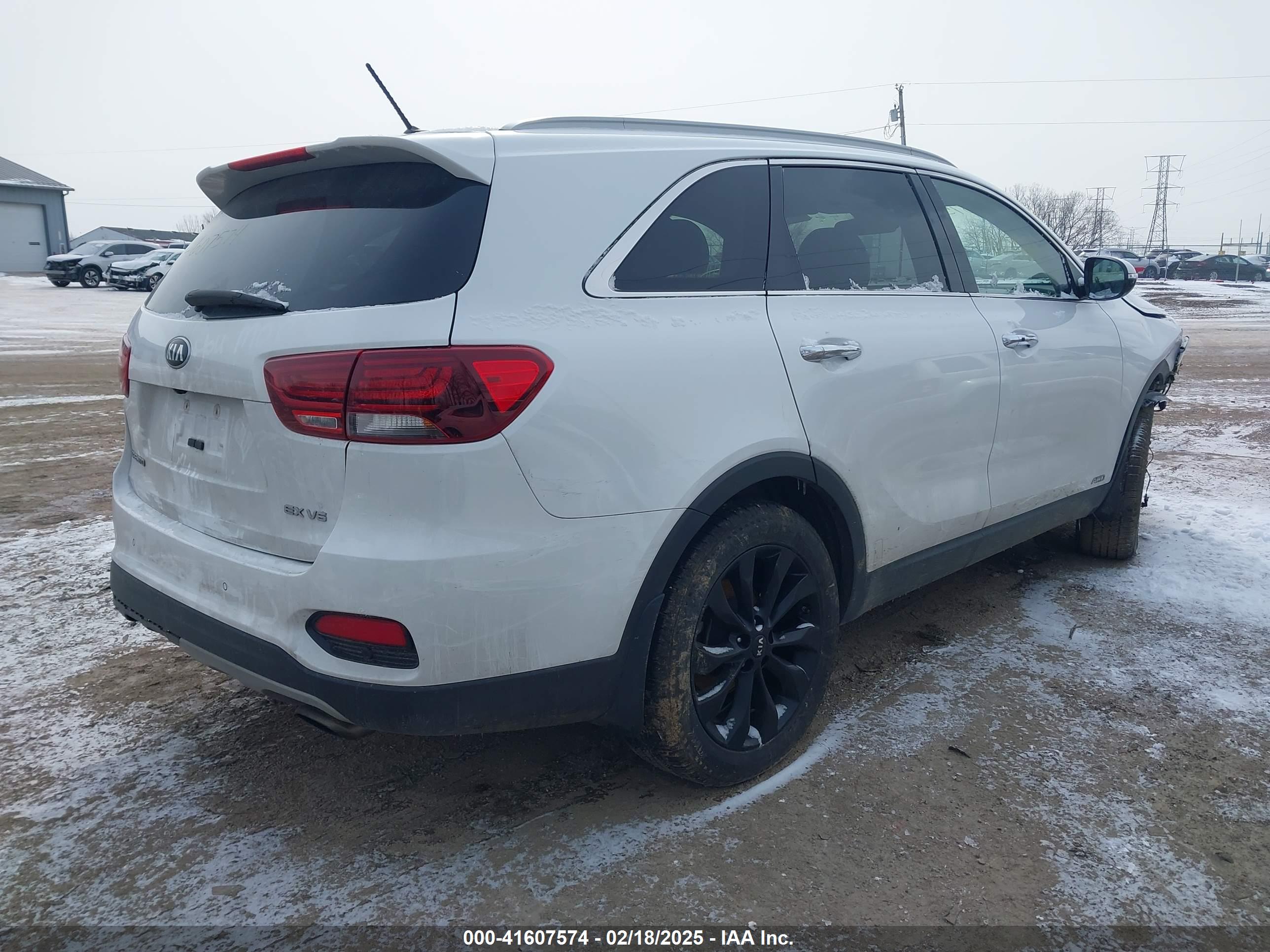 KIA SORENTO image 4