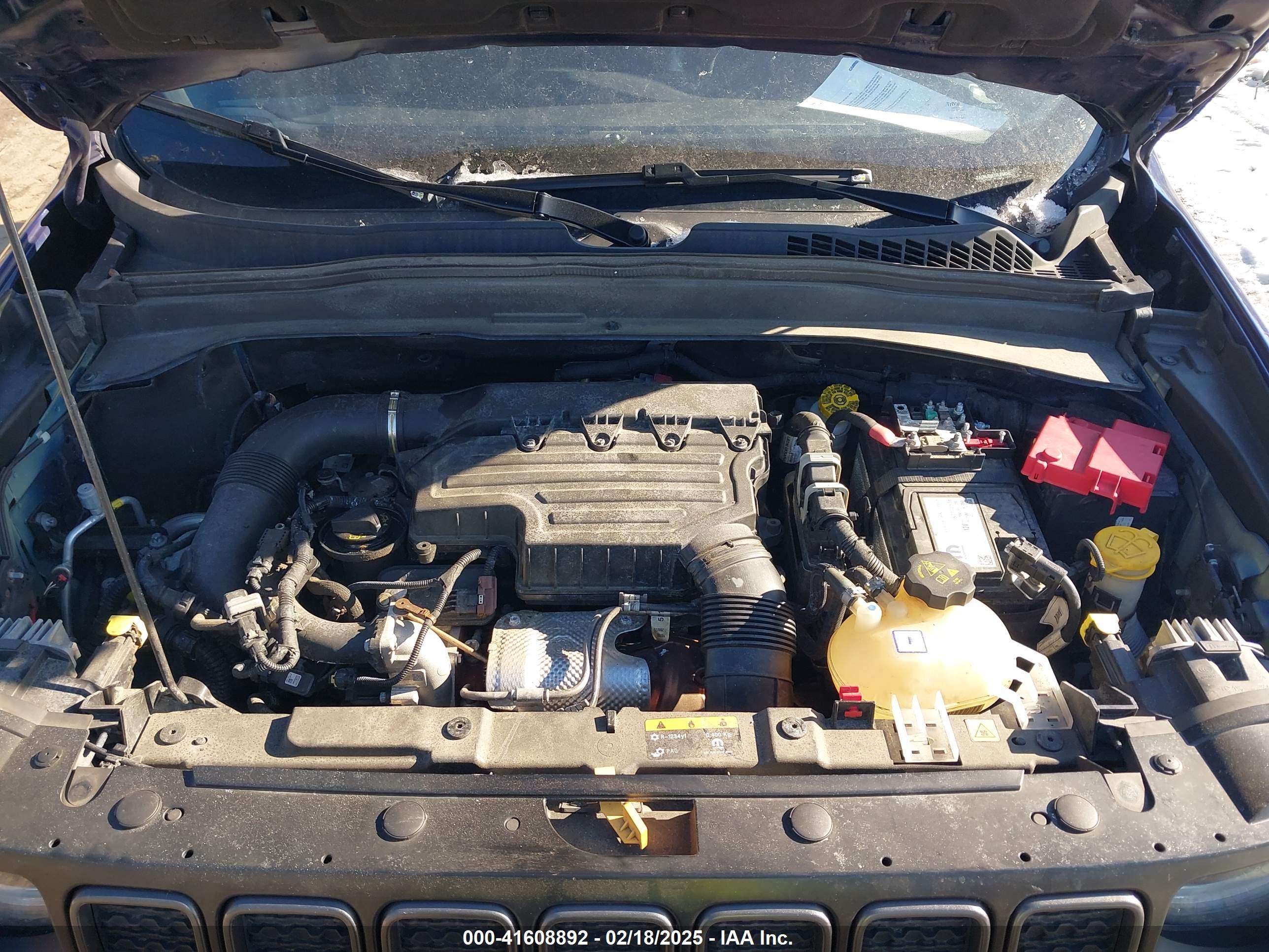 JEEP RENEGADE image 10