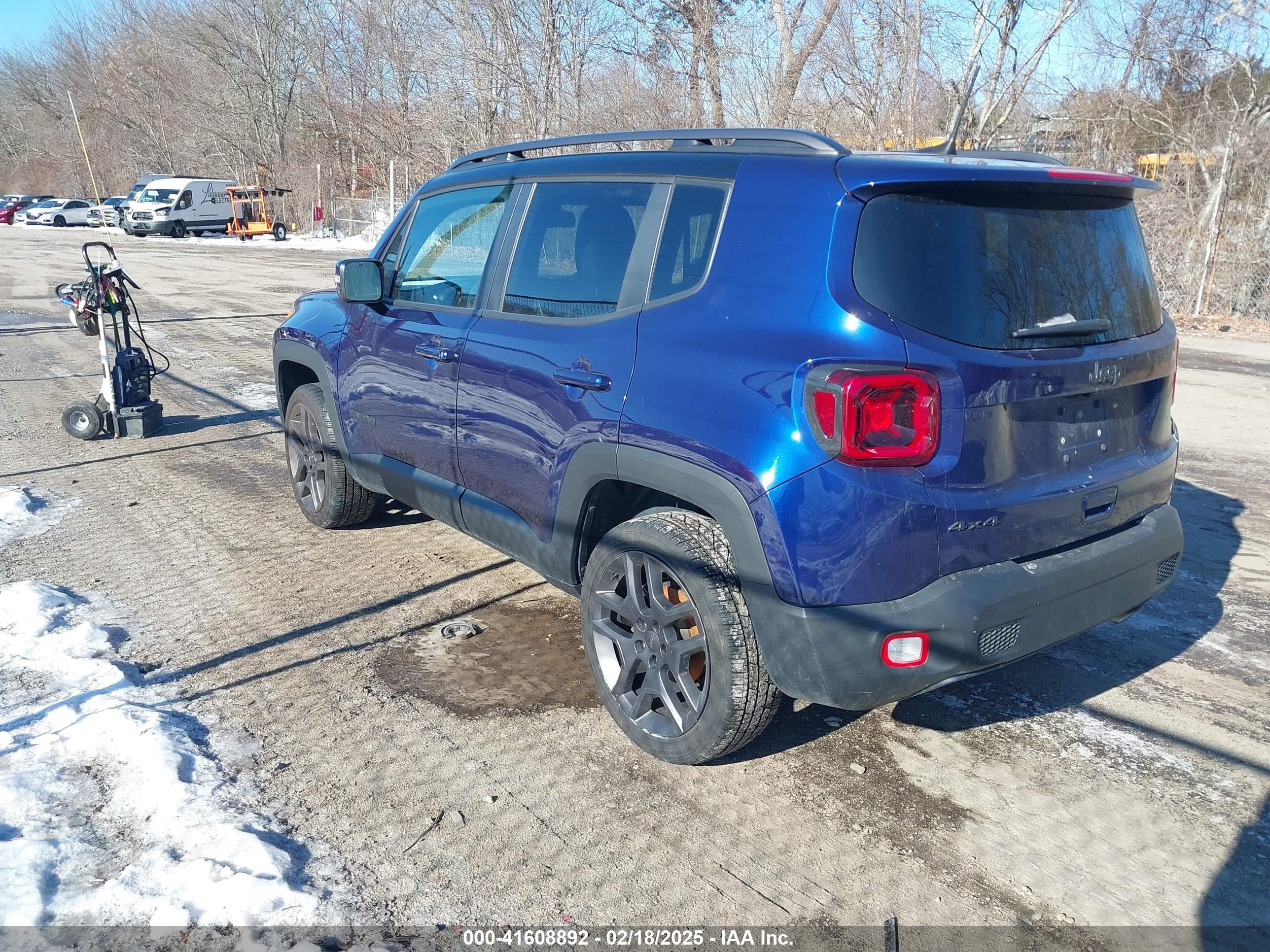 JEEP RENEGADE image 3