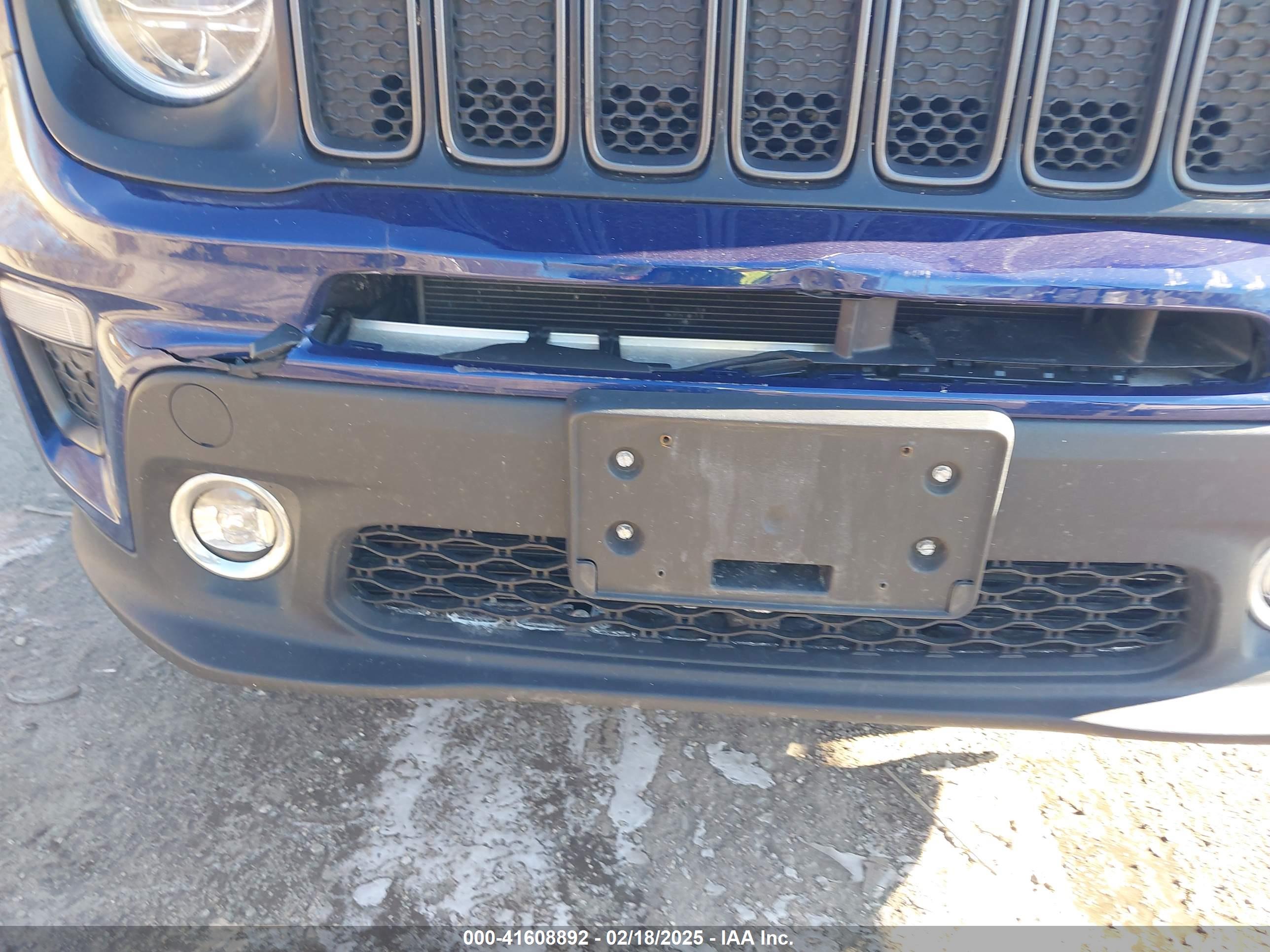 JEEP RENEGADE image 6