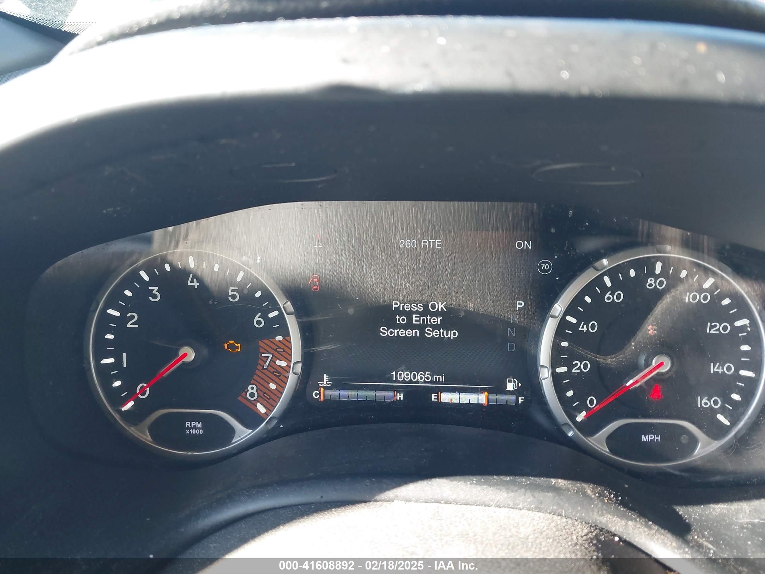 JEEP RENEGADE image 7