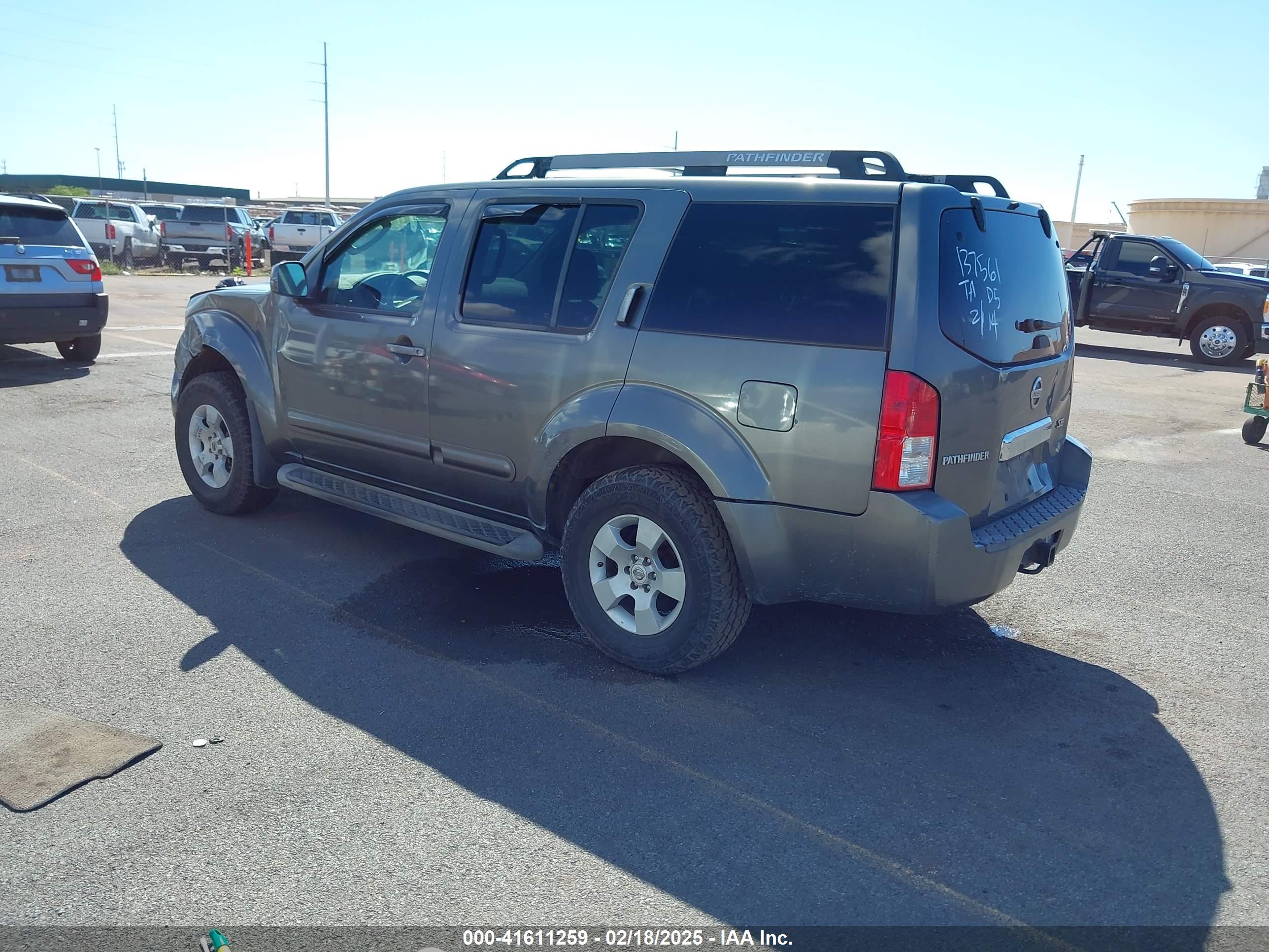NISSAN PATHFINDER image 3