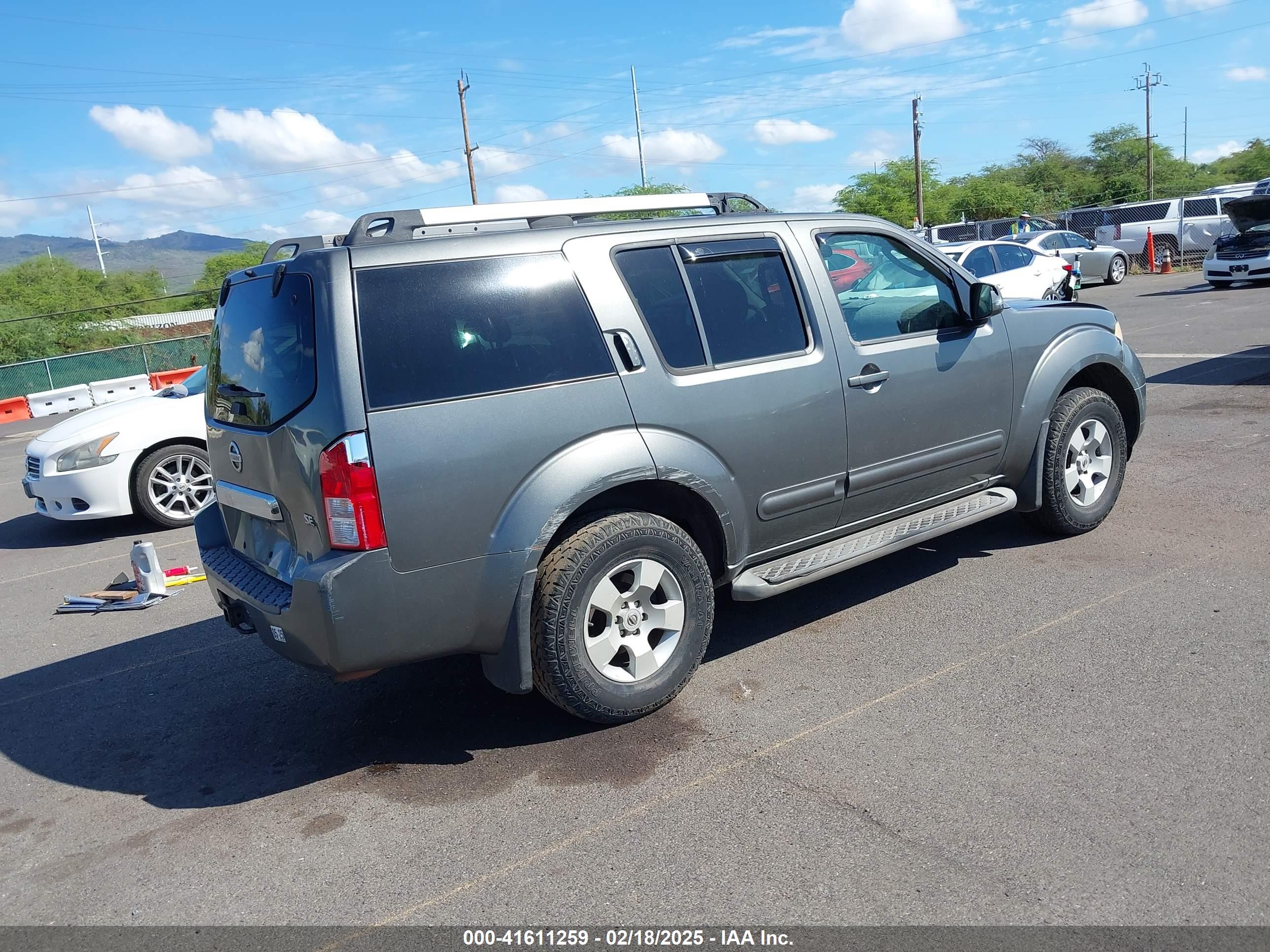 NISSAN PATHFINDER image 4