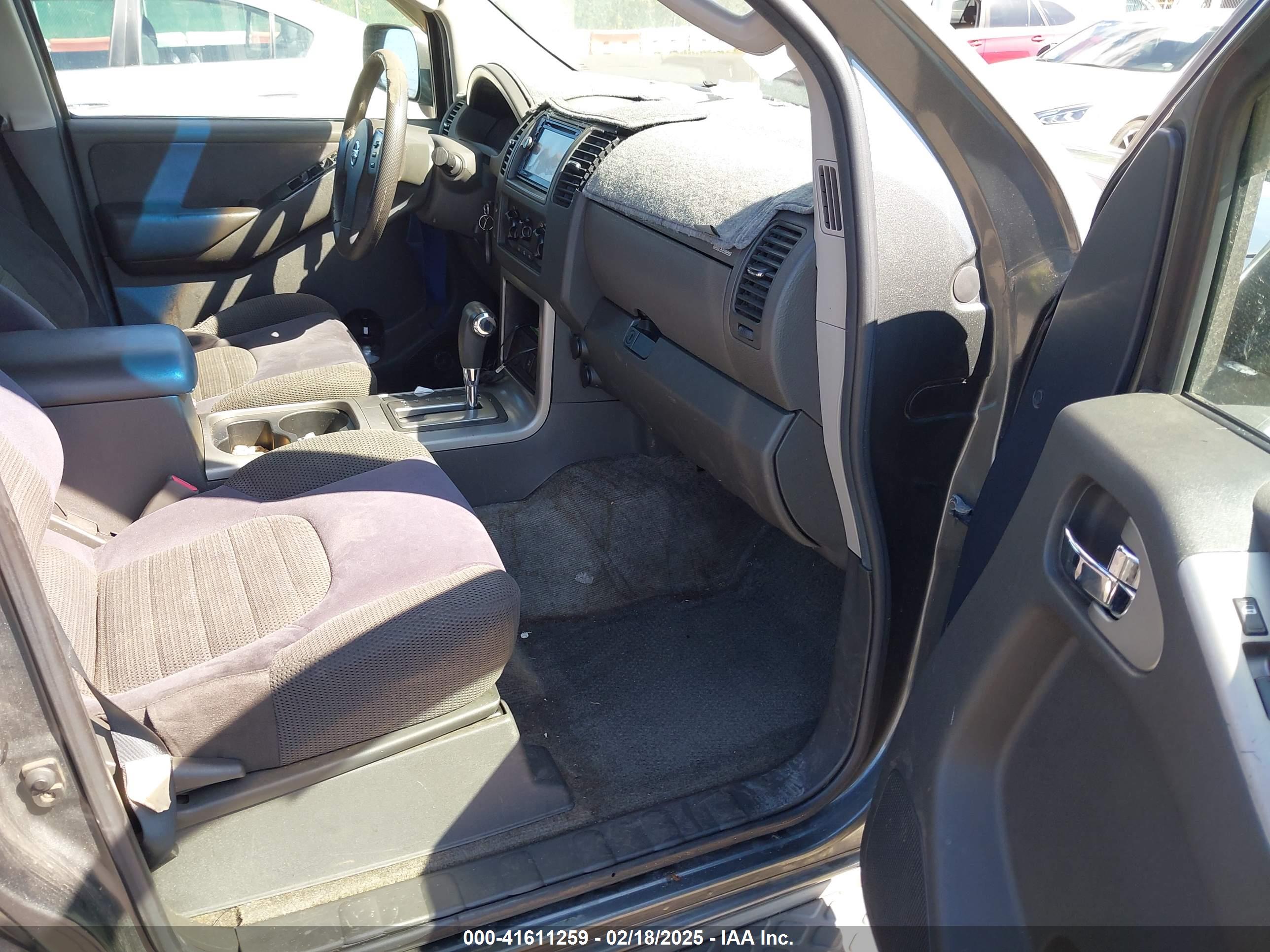 NISSAN PATHFINDER image 5