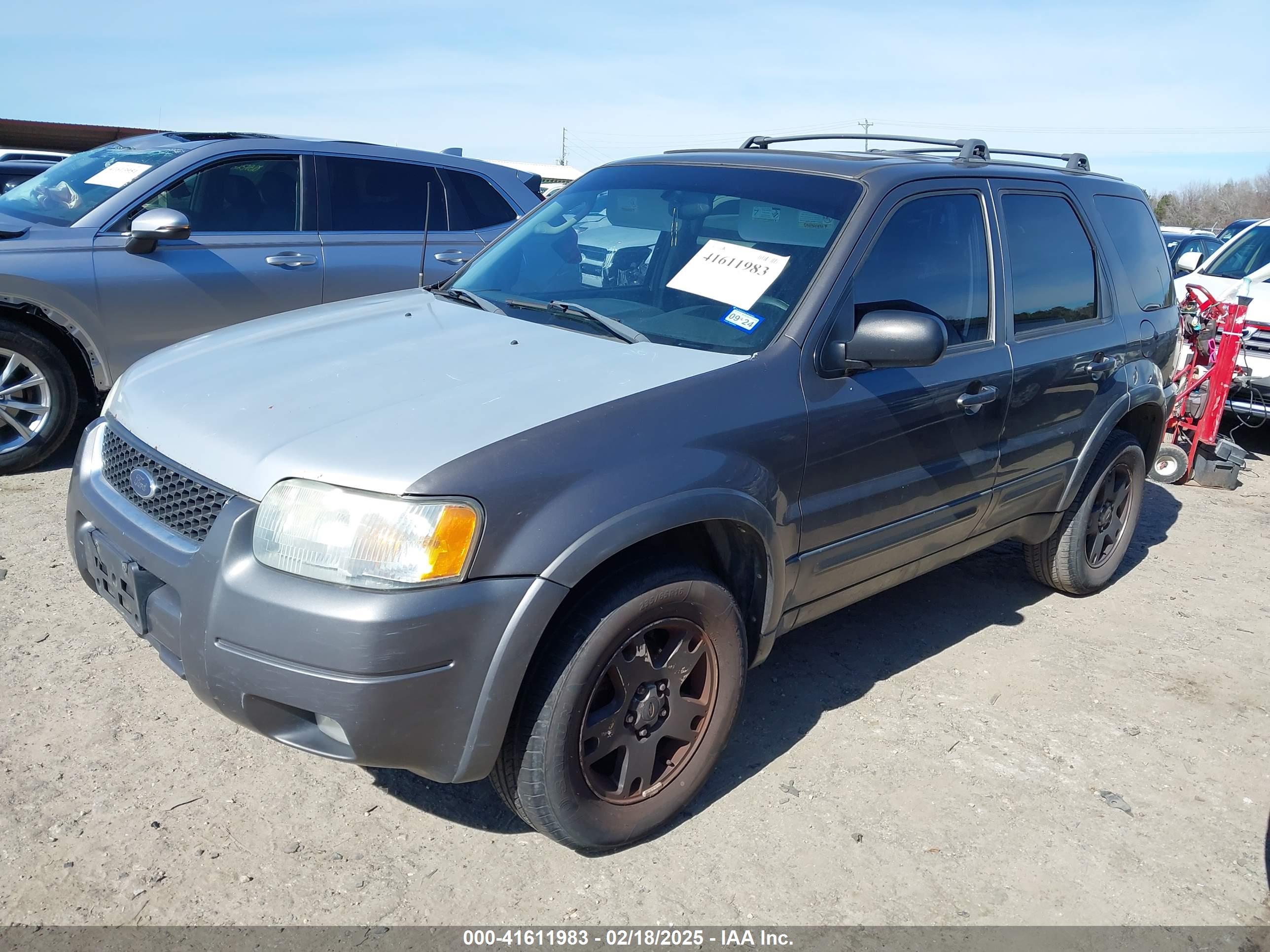FORD ESCAPE image 2