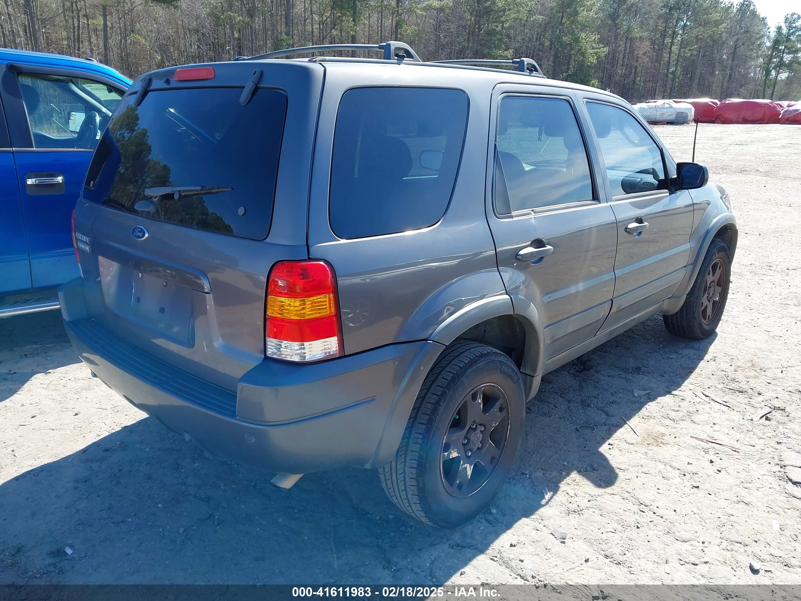 FORD ESCAPE image 4