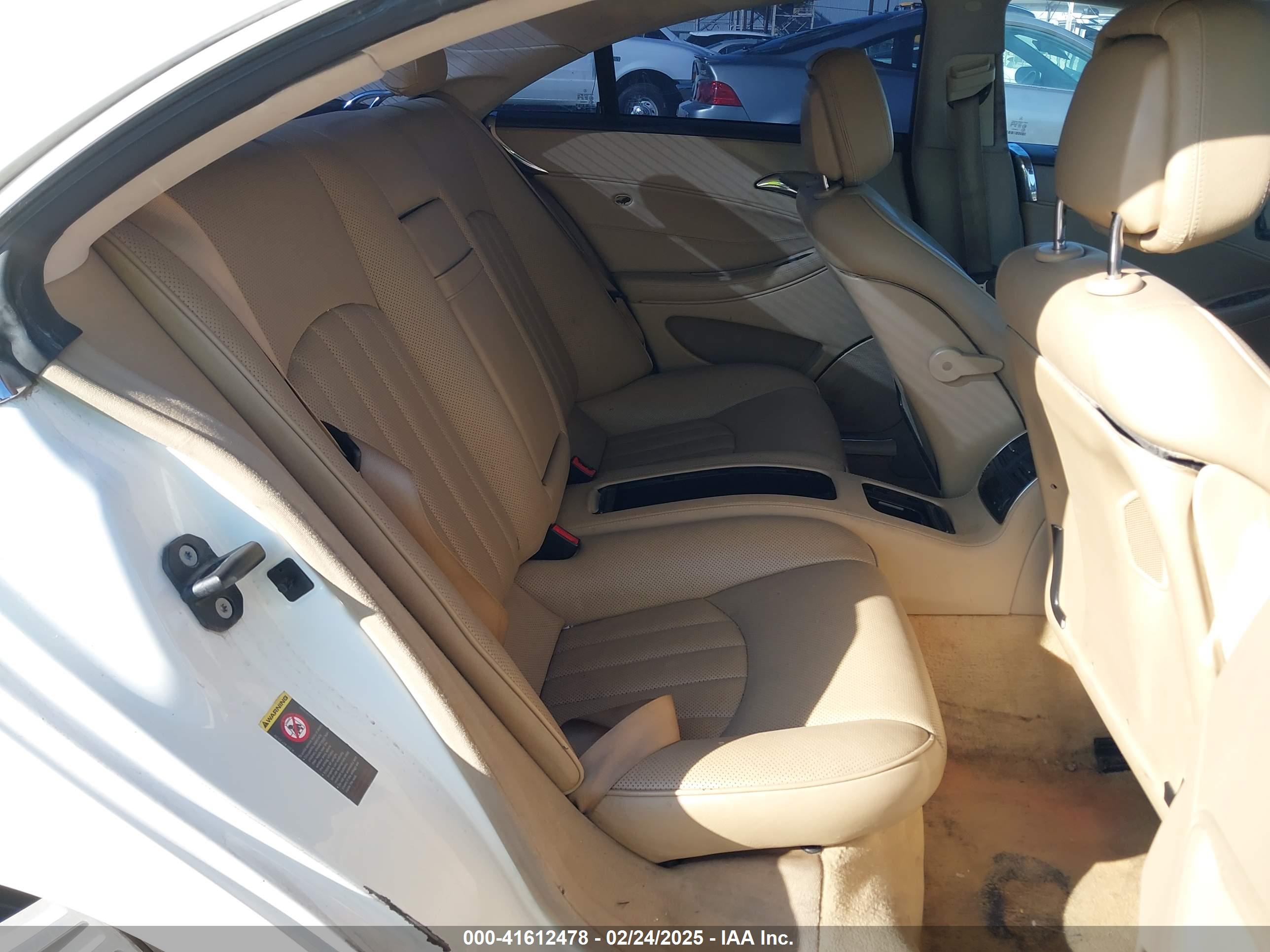 MERCEDES-BENZ CLS image 8
