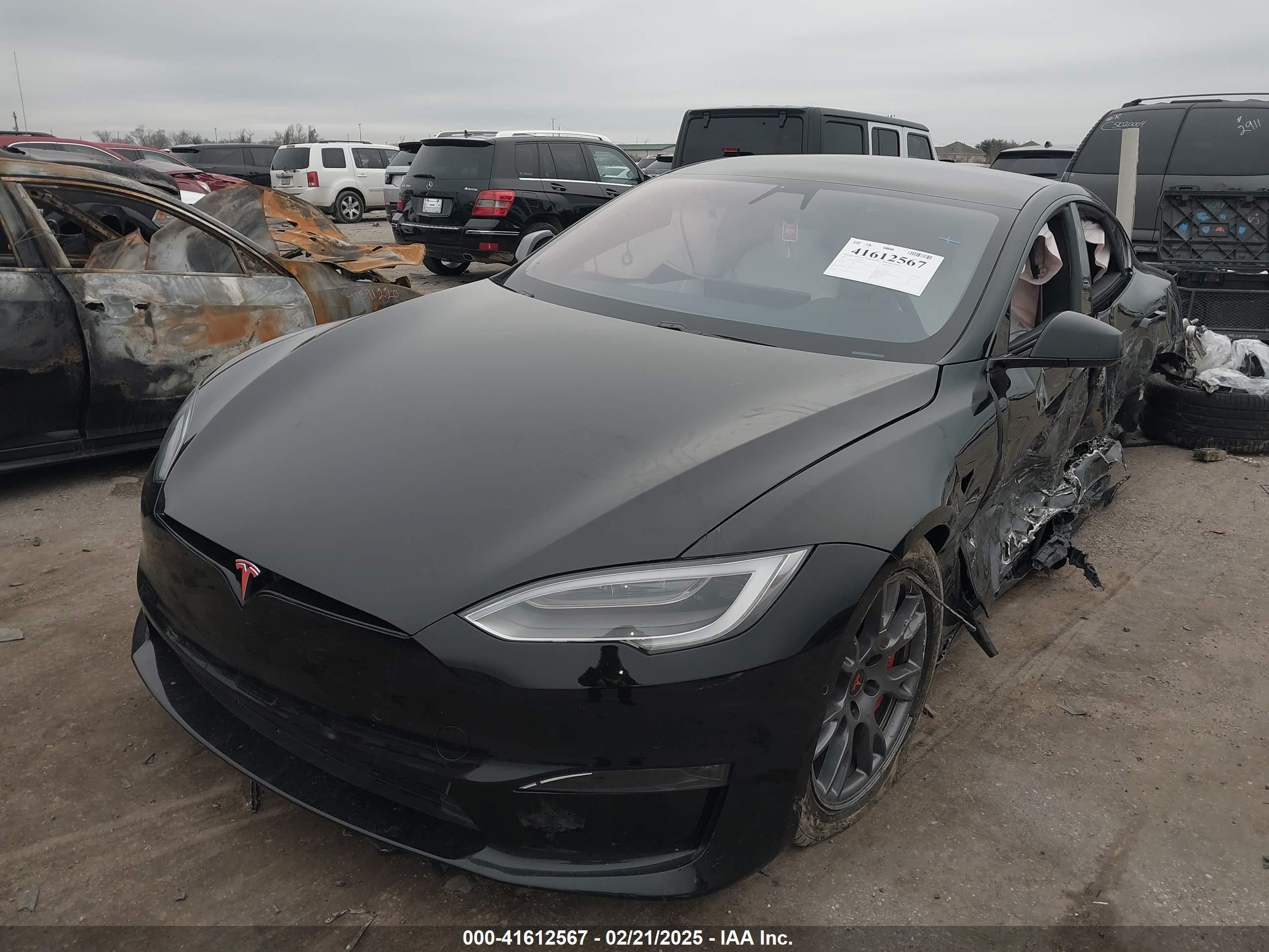 TESLA MODEL image 2