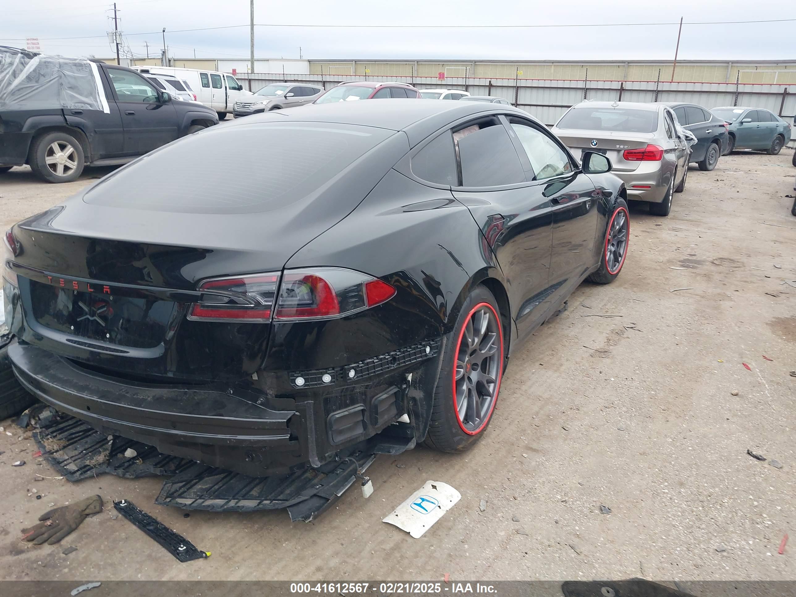 TESLA MODEL image 4