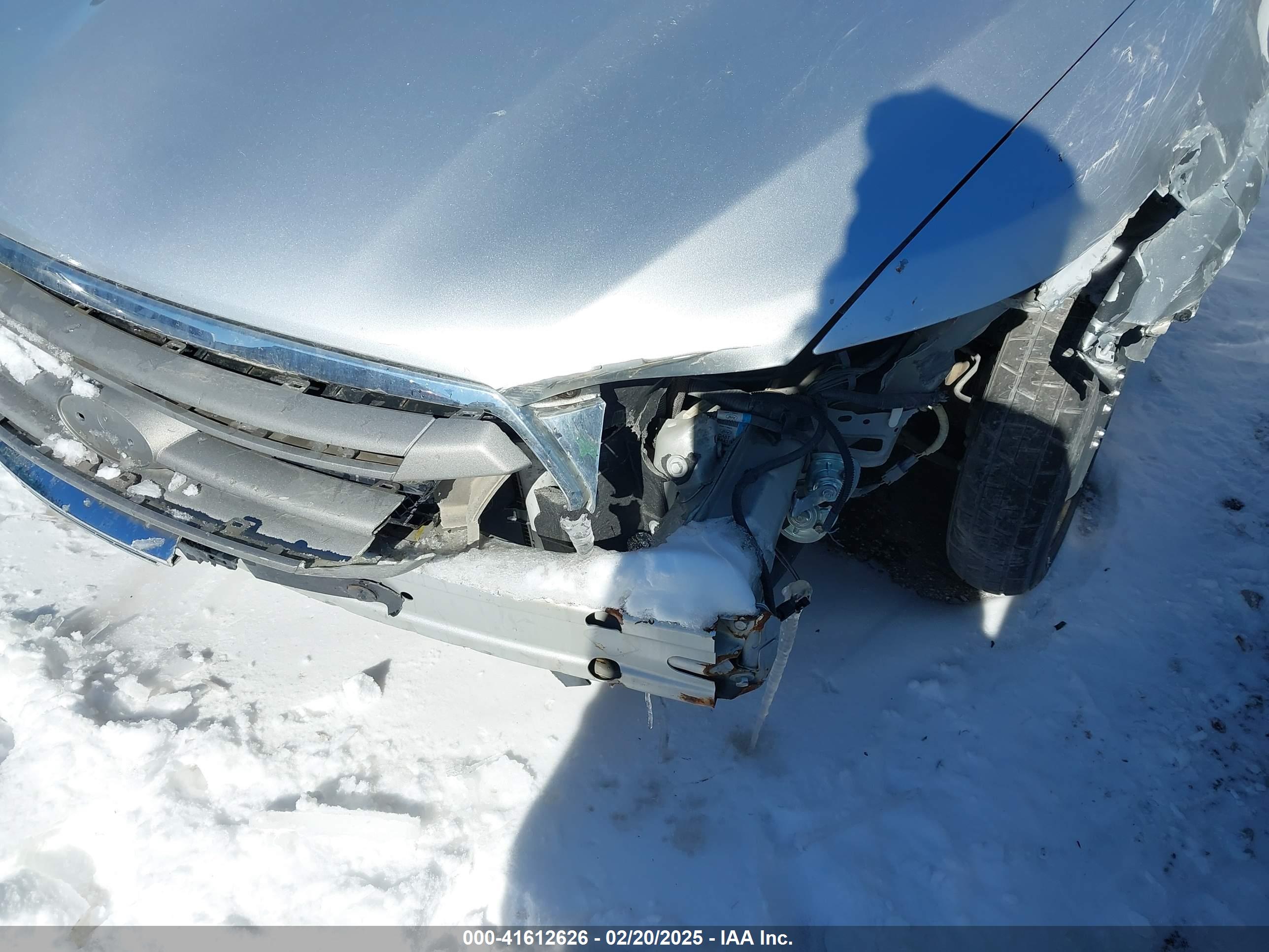 FORD TAURUS image 6