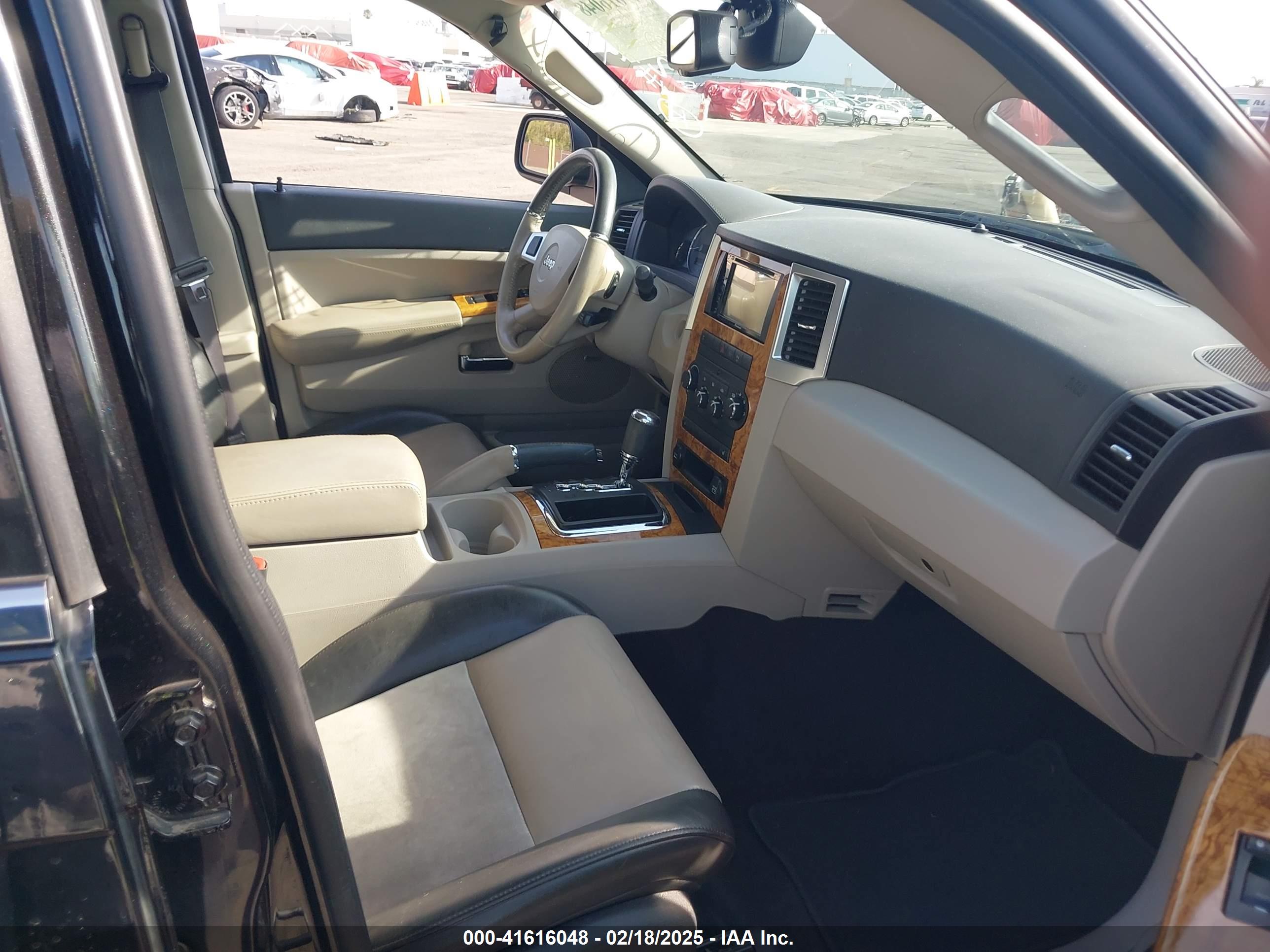 JEEP GRAND image 5