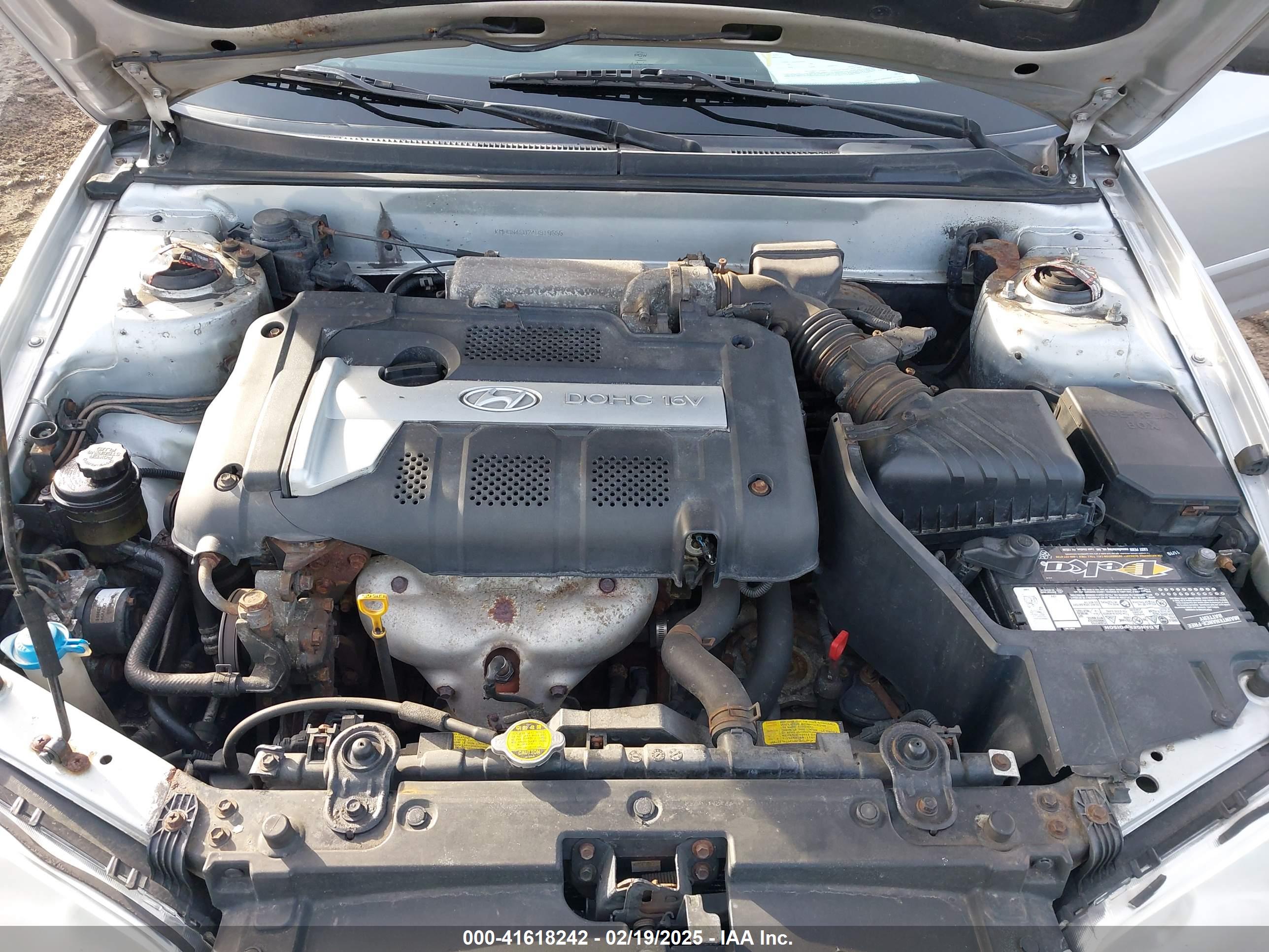 HYUNDAI ELANTRA image 10