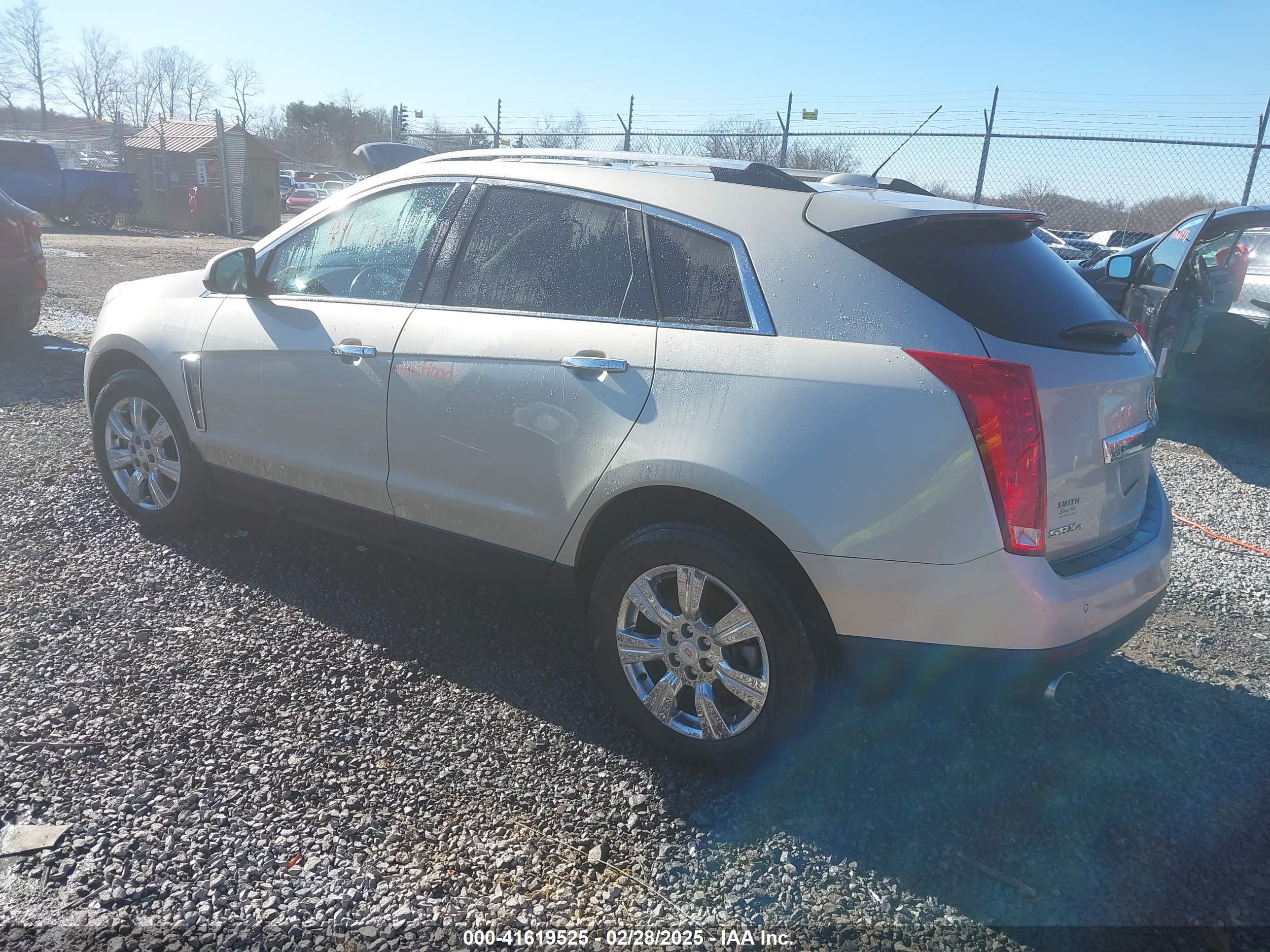 CADILLAC SRX image 3