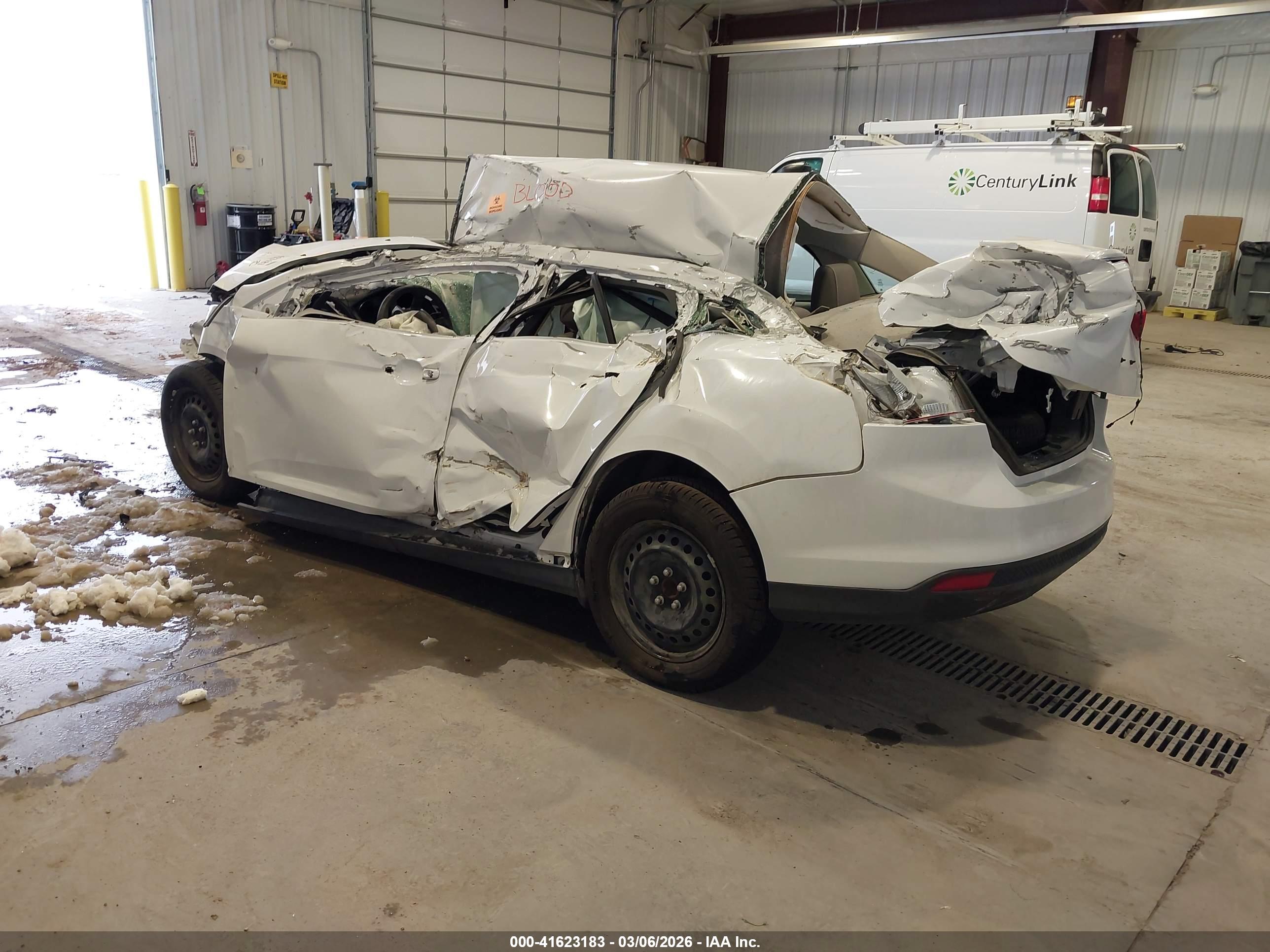 FORD FOCUS image 3