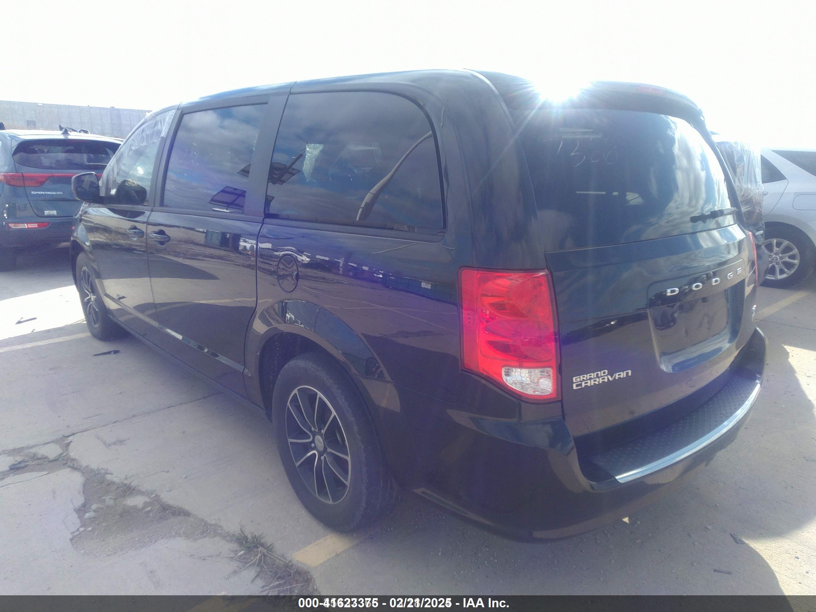 DODGE GRAND image 3