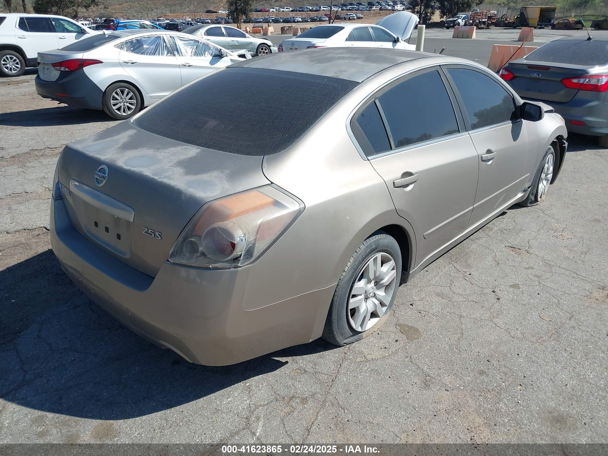 NISSAN ALTIMA image 4