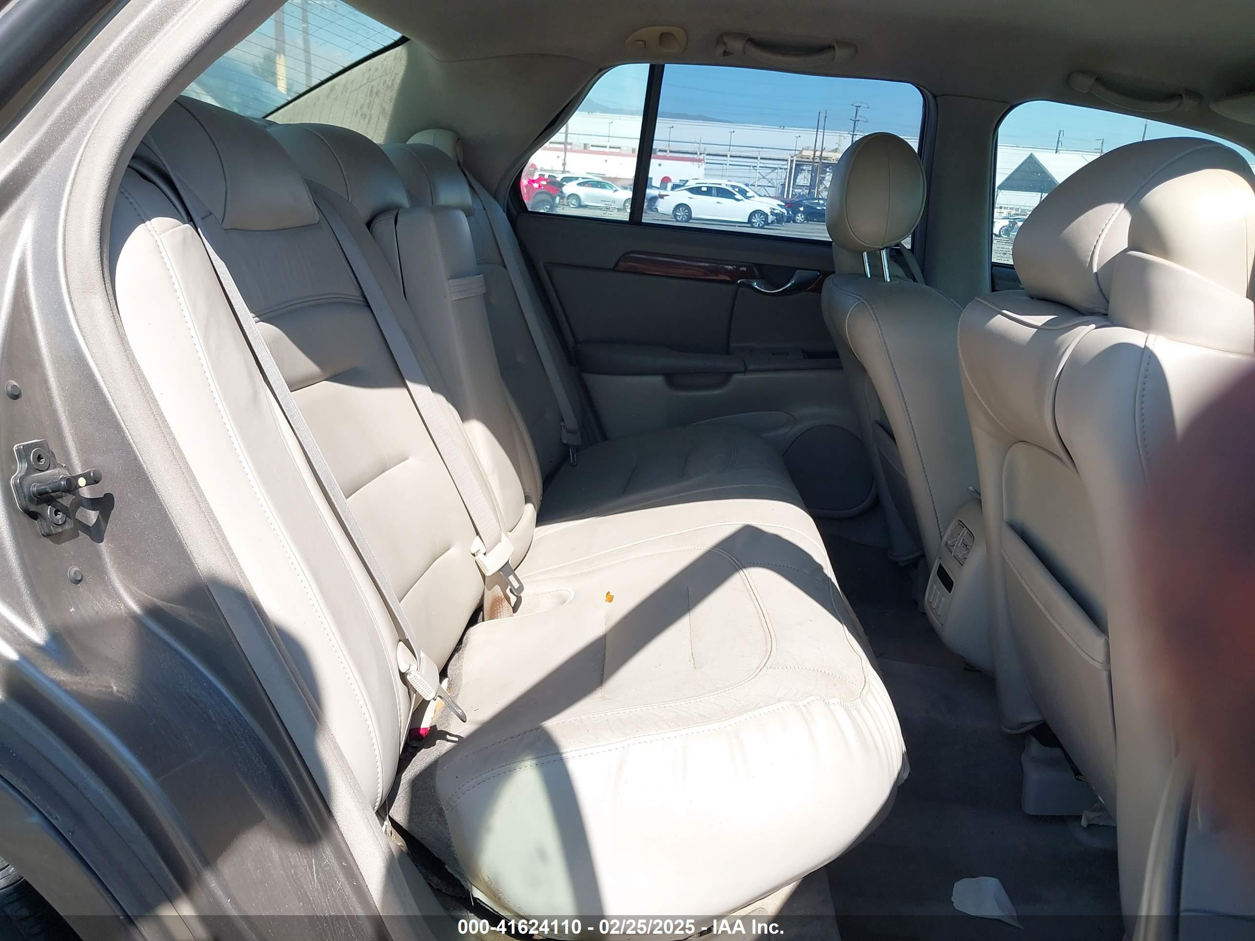 CADILLAC DEVILLE image 8