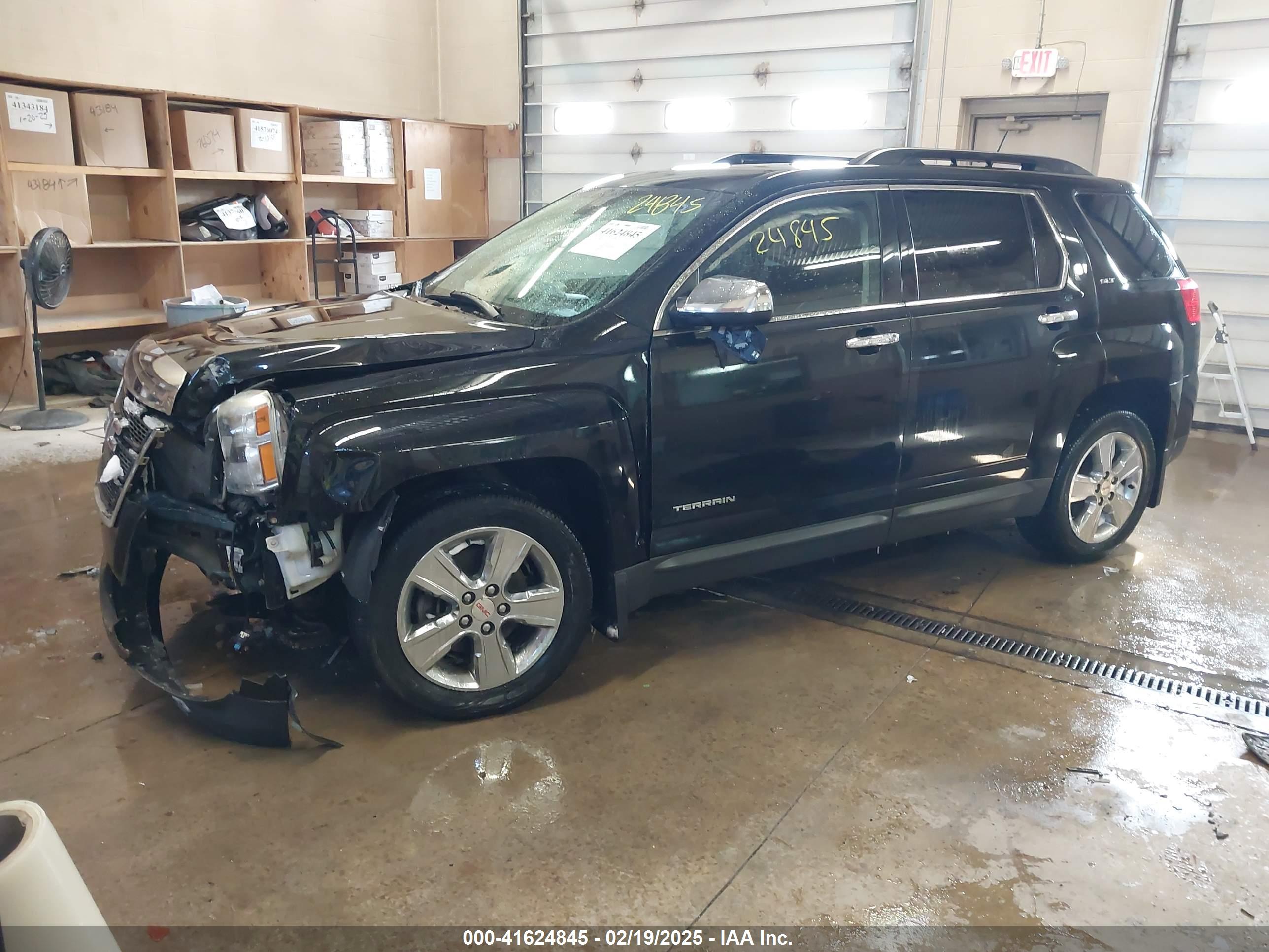 GMC TERRAIN image 2