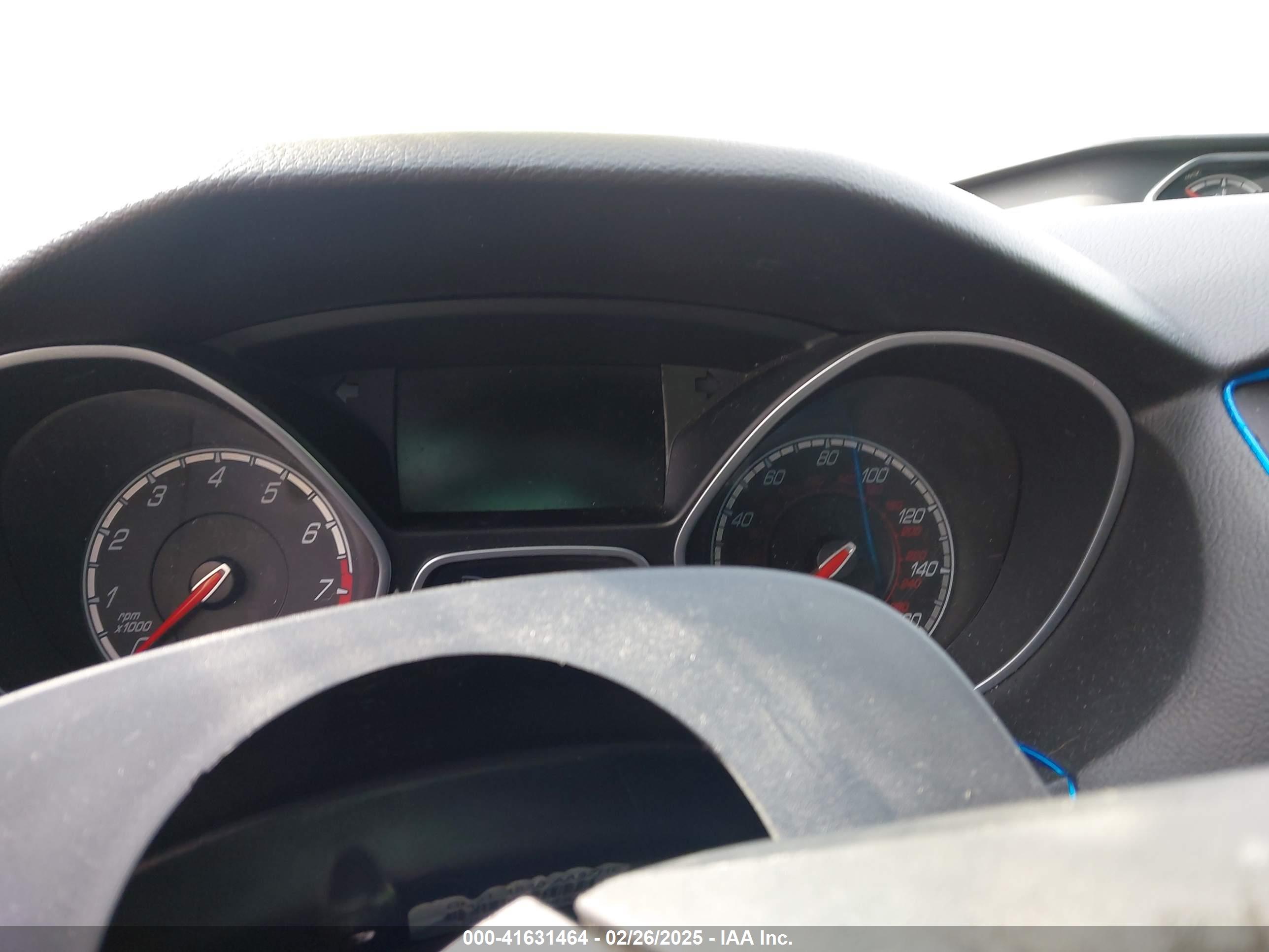 FORD FOCUS image 7