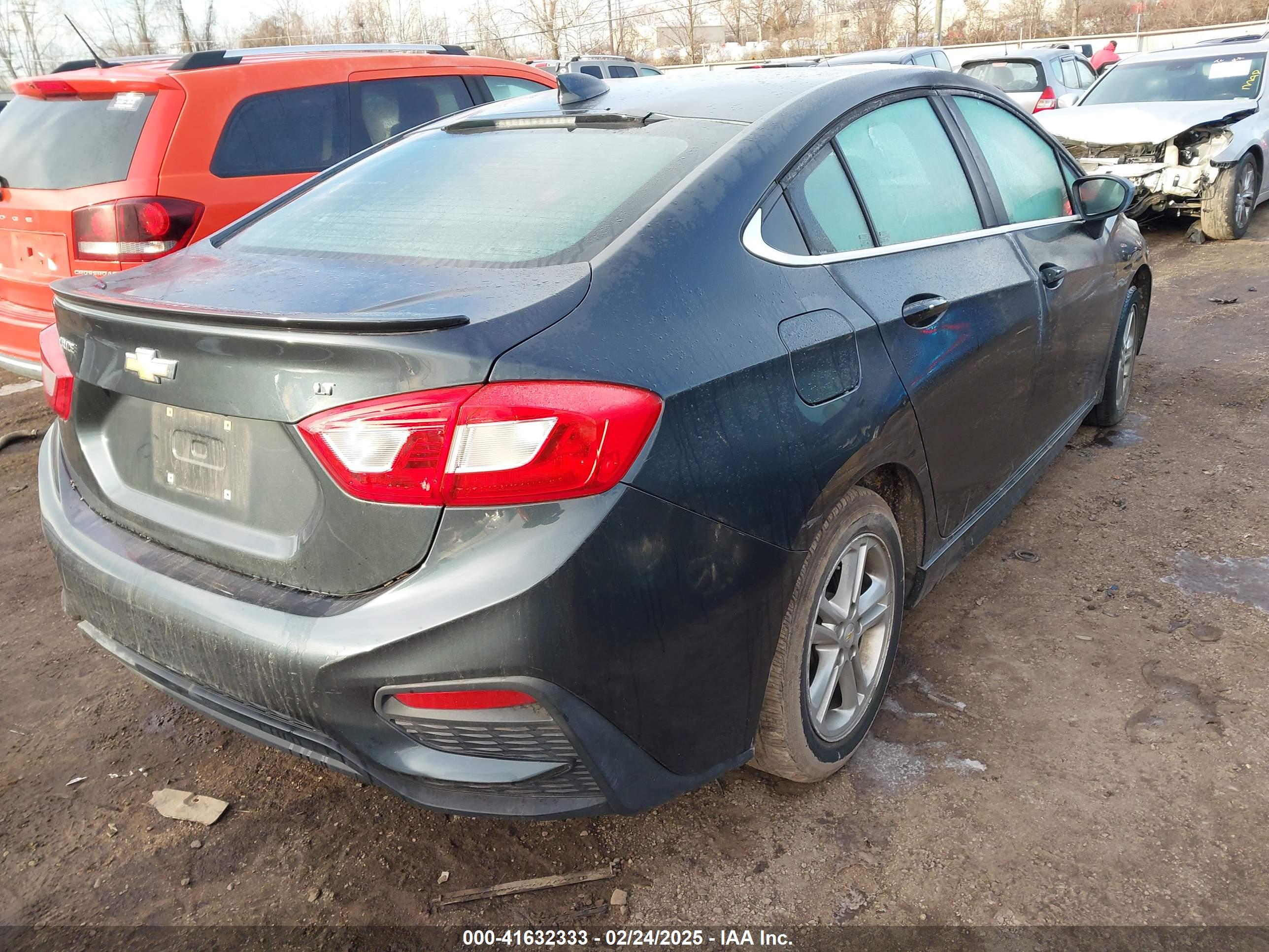 CHEVROLET CRUZE image 4