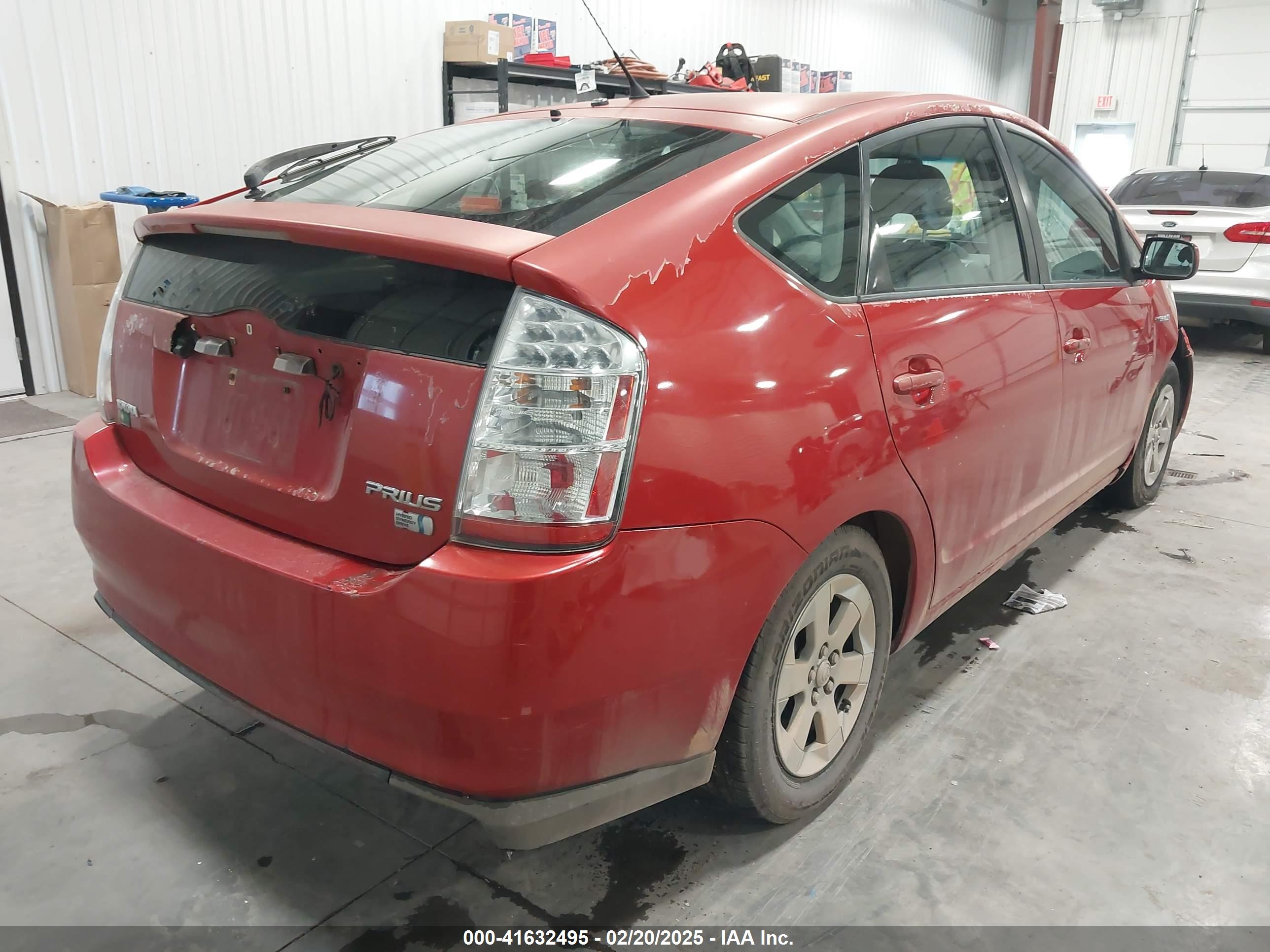 TOYOTA PRIUS image 4