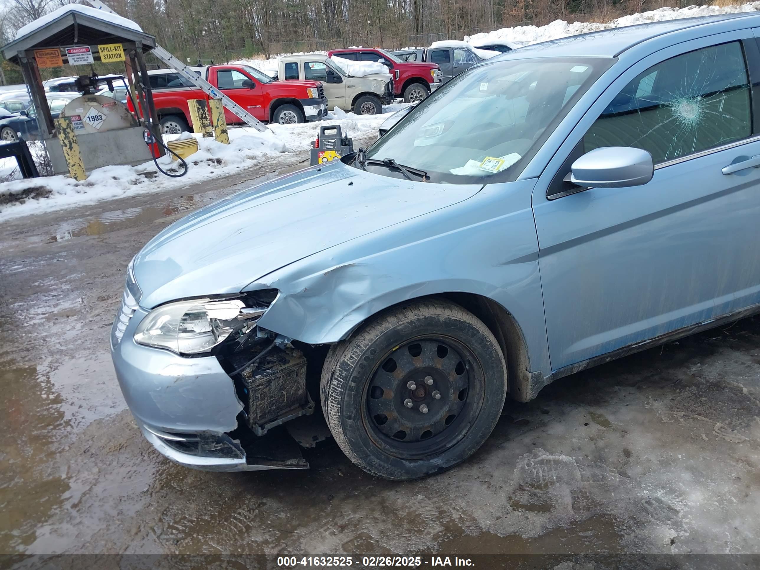 CHRYSLER 200 image 6