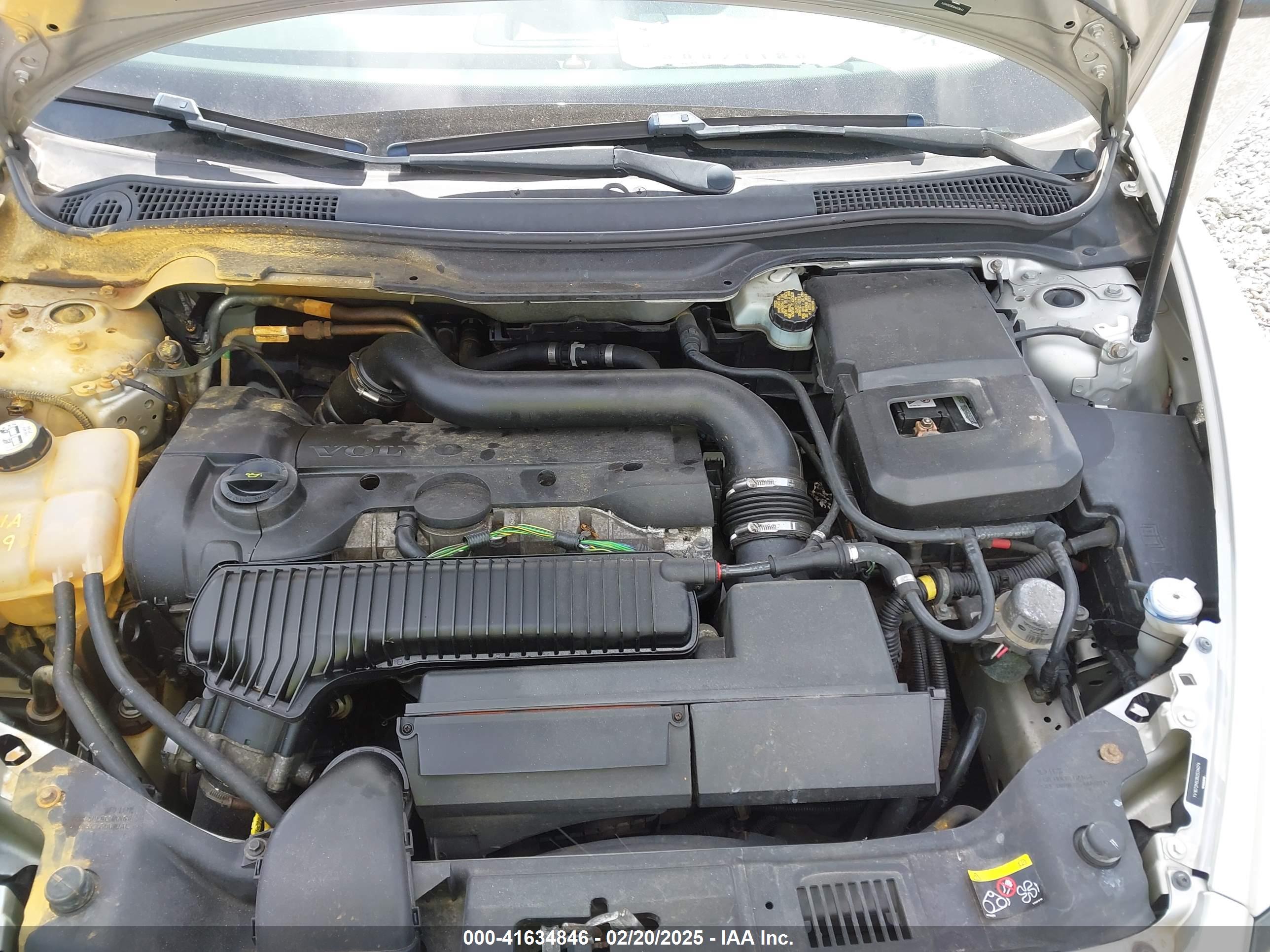 VOLVO S40 image 10