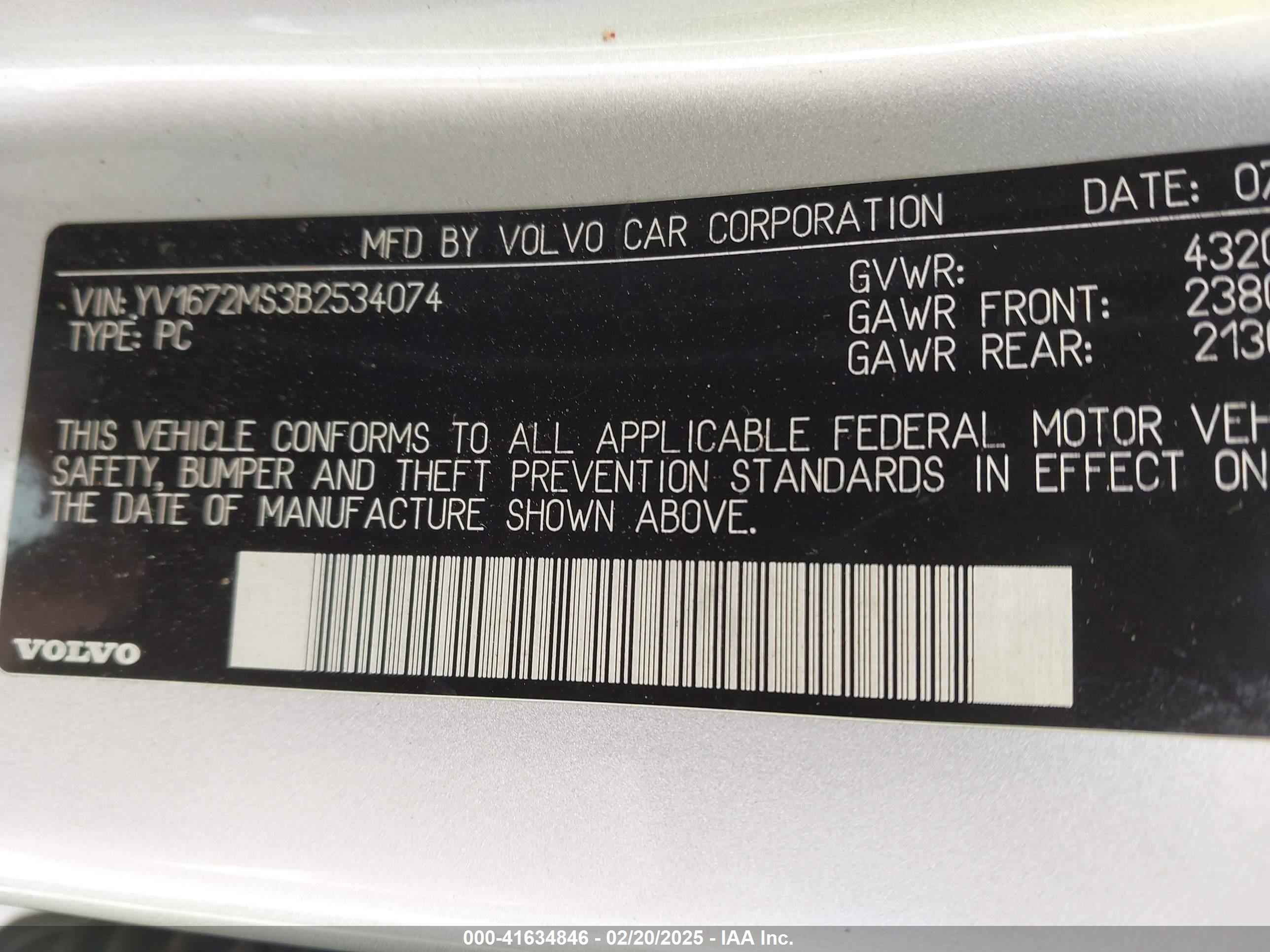 VOLVO S40 image 9
