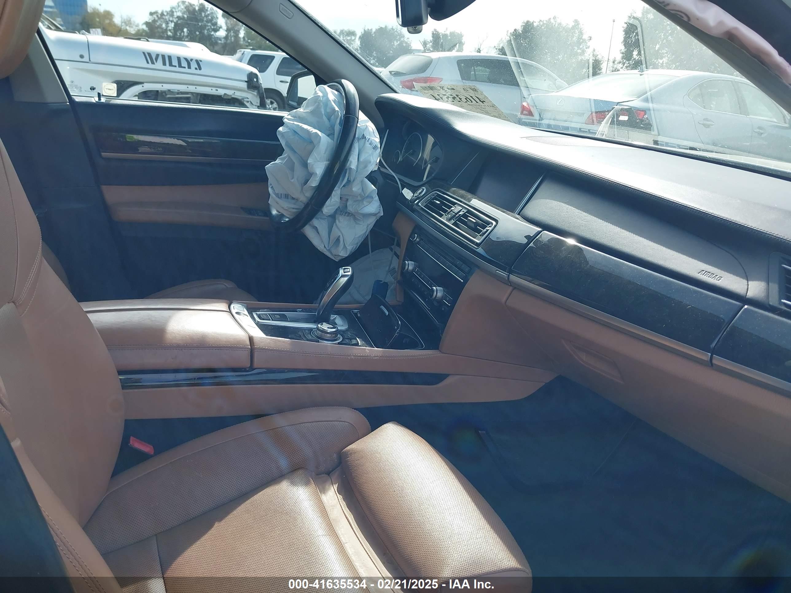 BMW 740I image 5