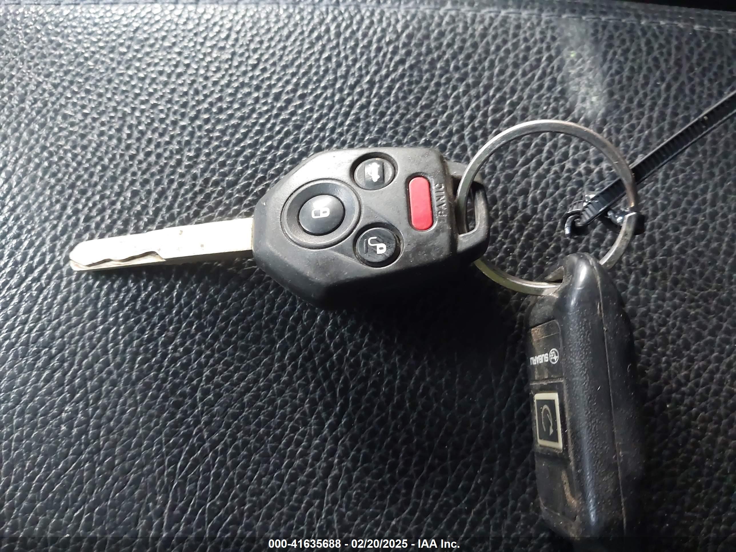 SUBARU OUTBACK image 11