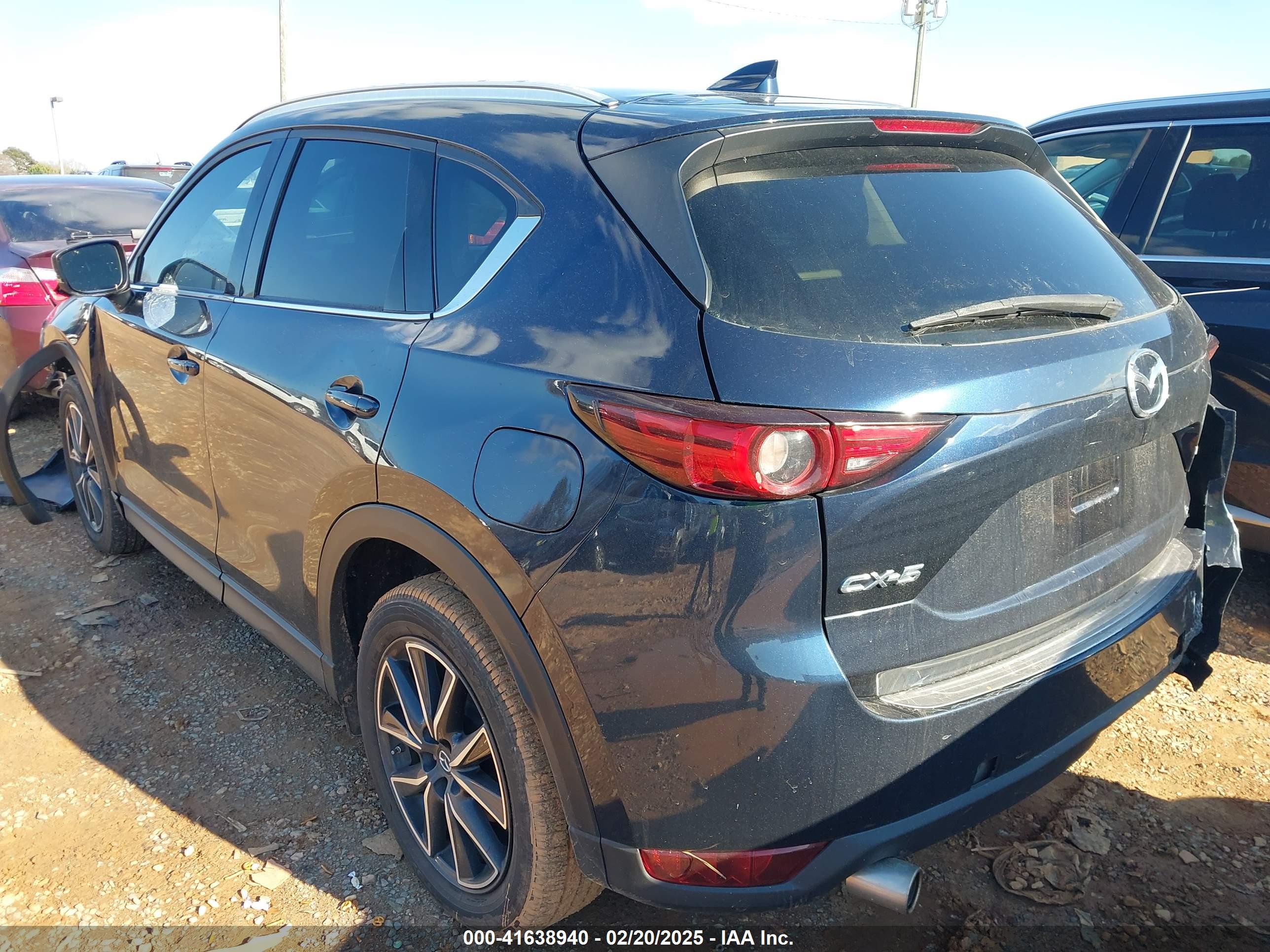 MAZDA CX-5 image 3