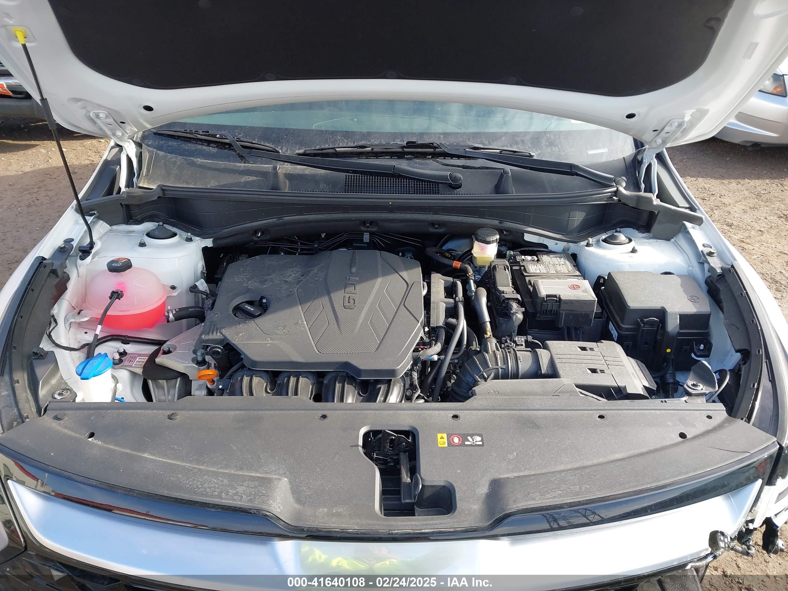 KIA SPORTAGE image 10
