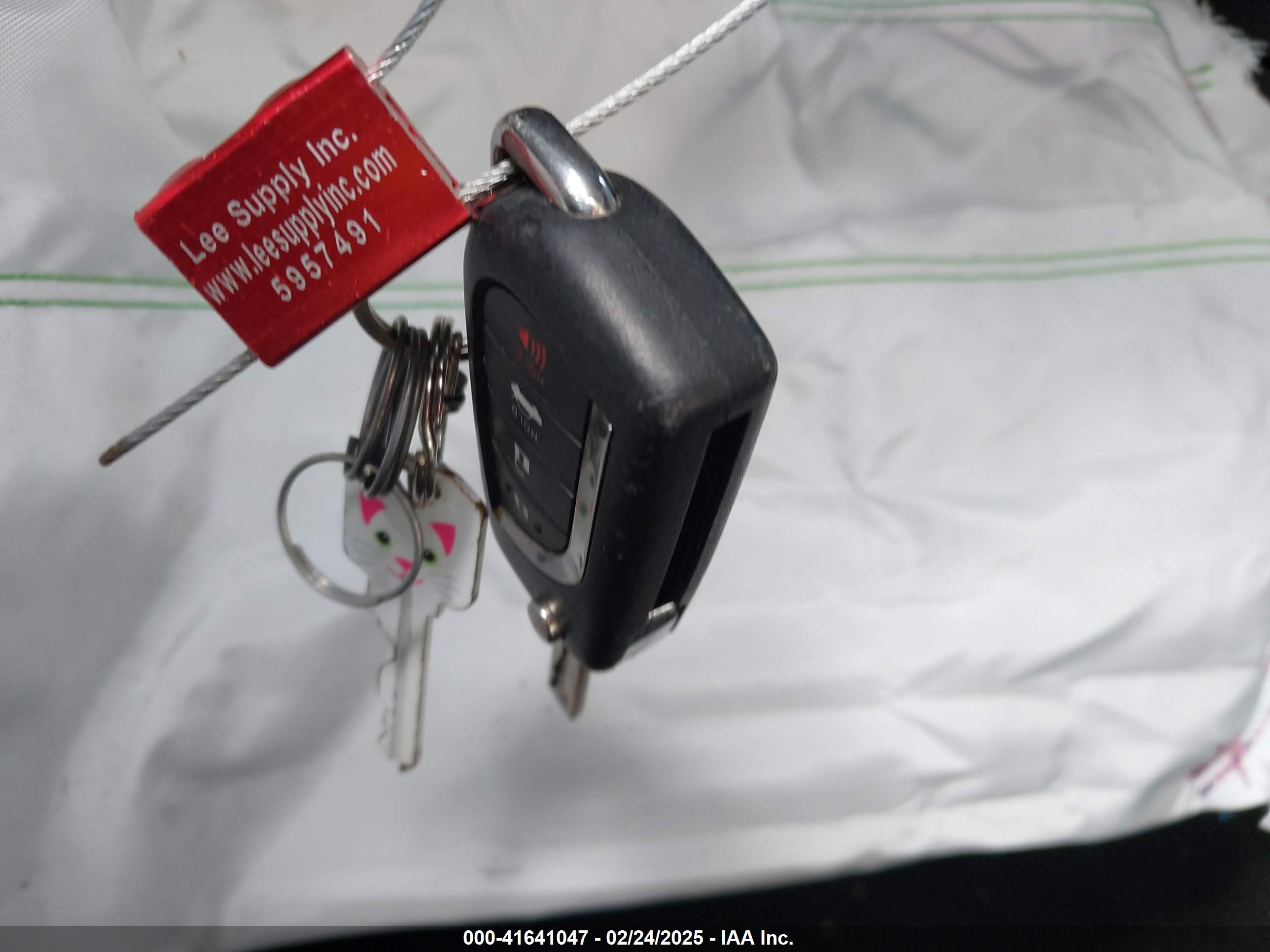 TOYOTA CAMRY image 11