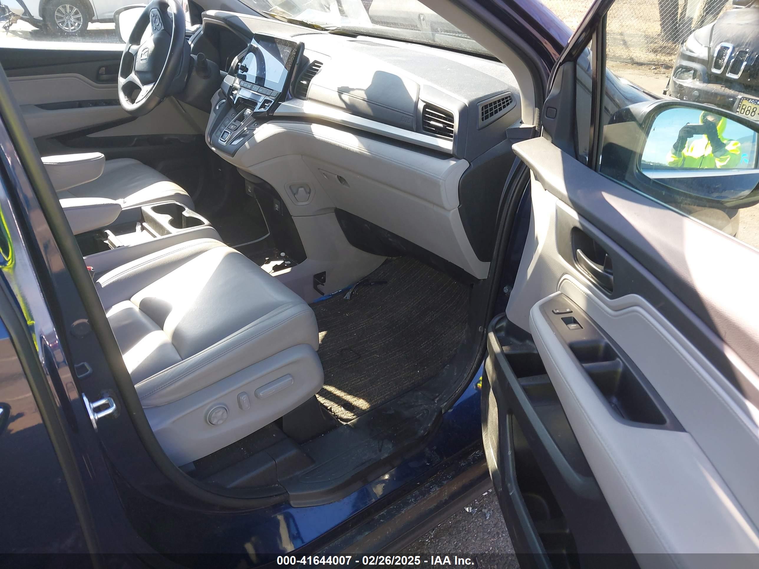 HONDA ODYSSEY image 5