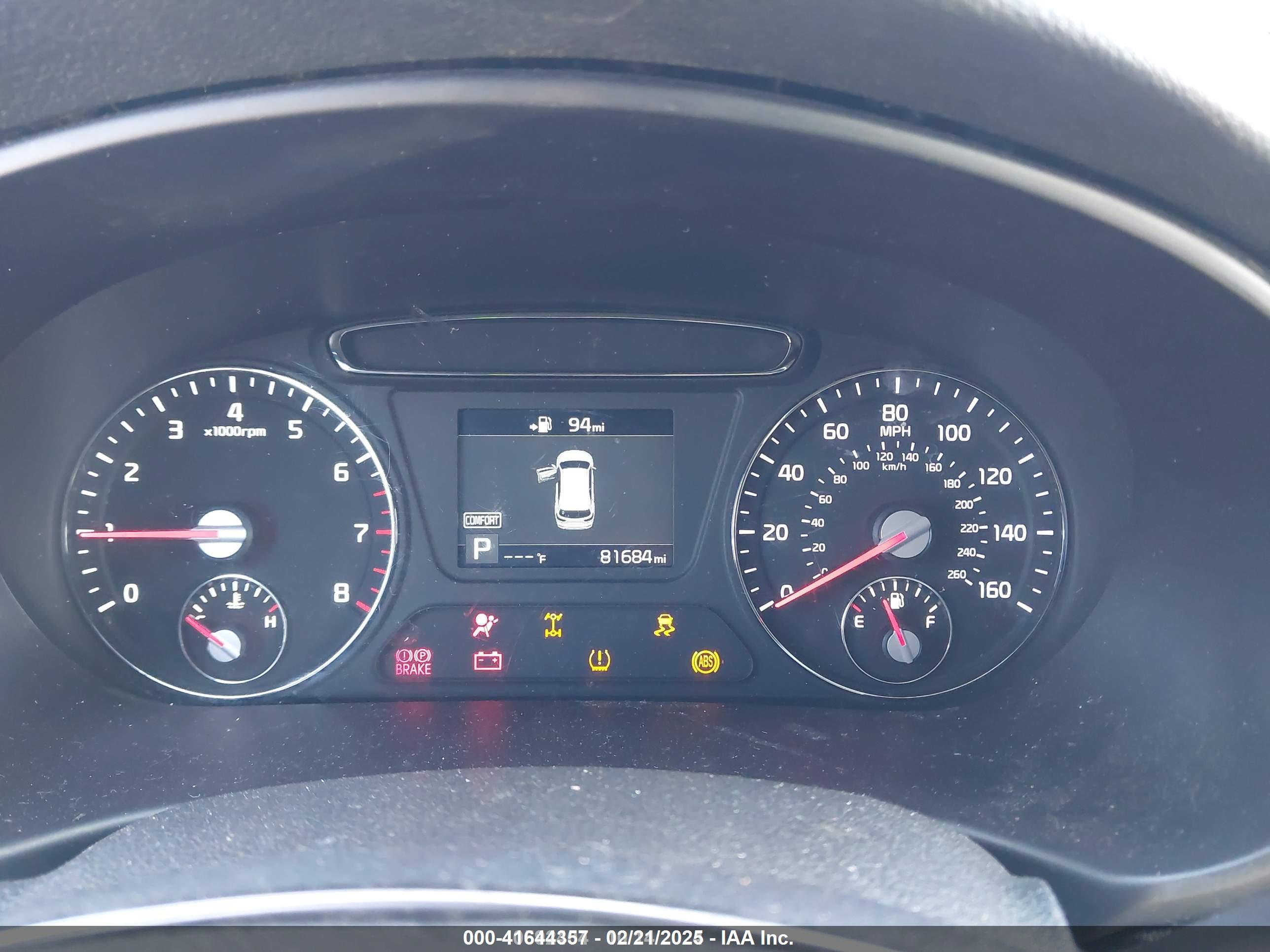 KIA SORENTO image 7