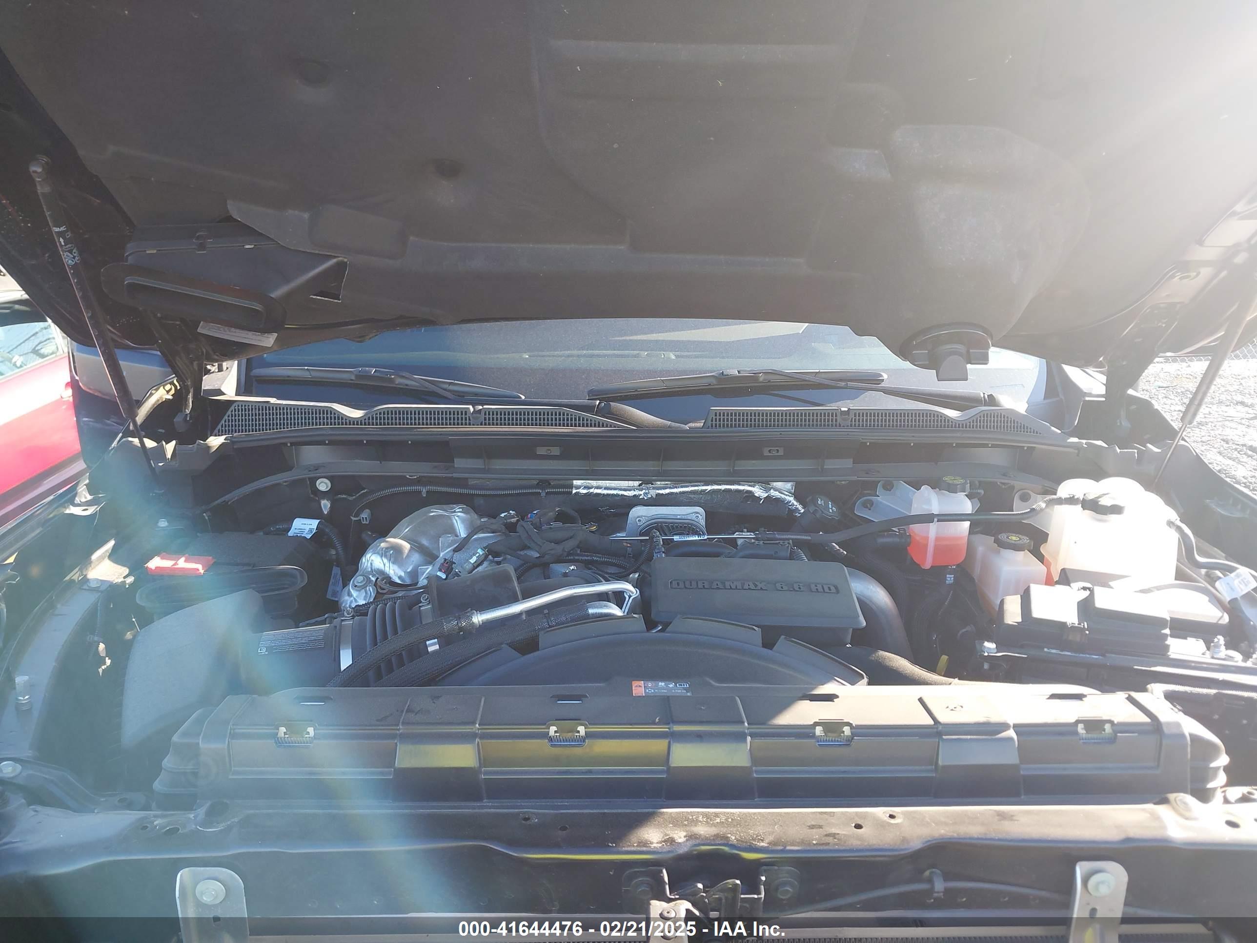 GMC SIERRA image 10