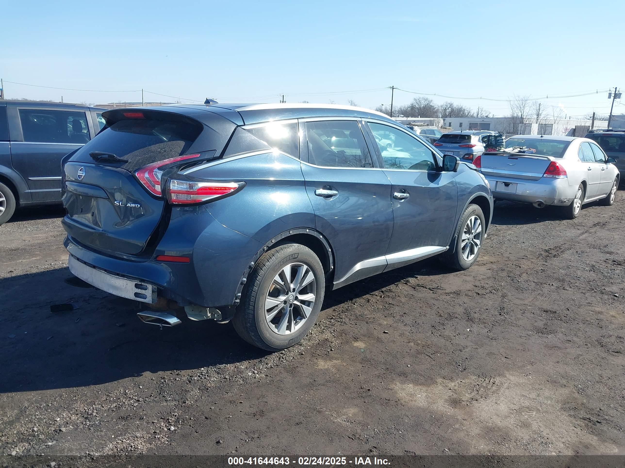 NISSAN MURANO image 4