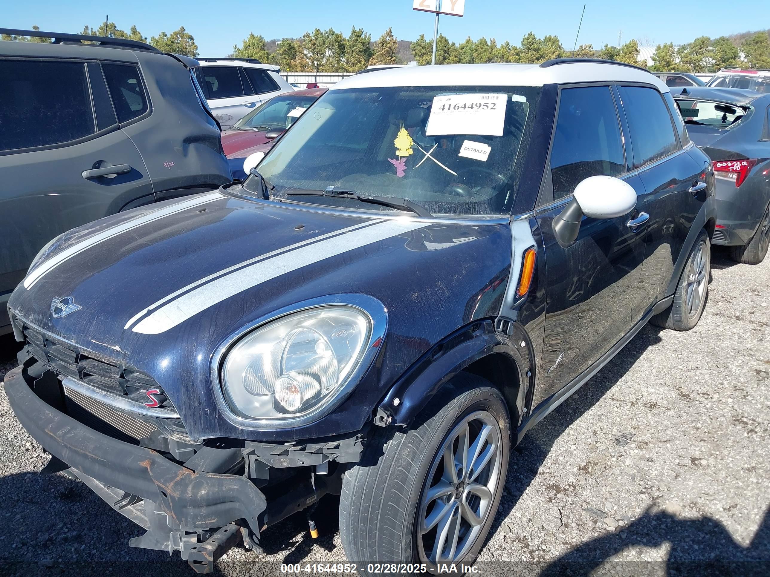 MINI COUNTRYMAN image 2