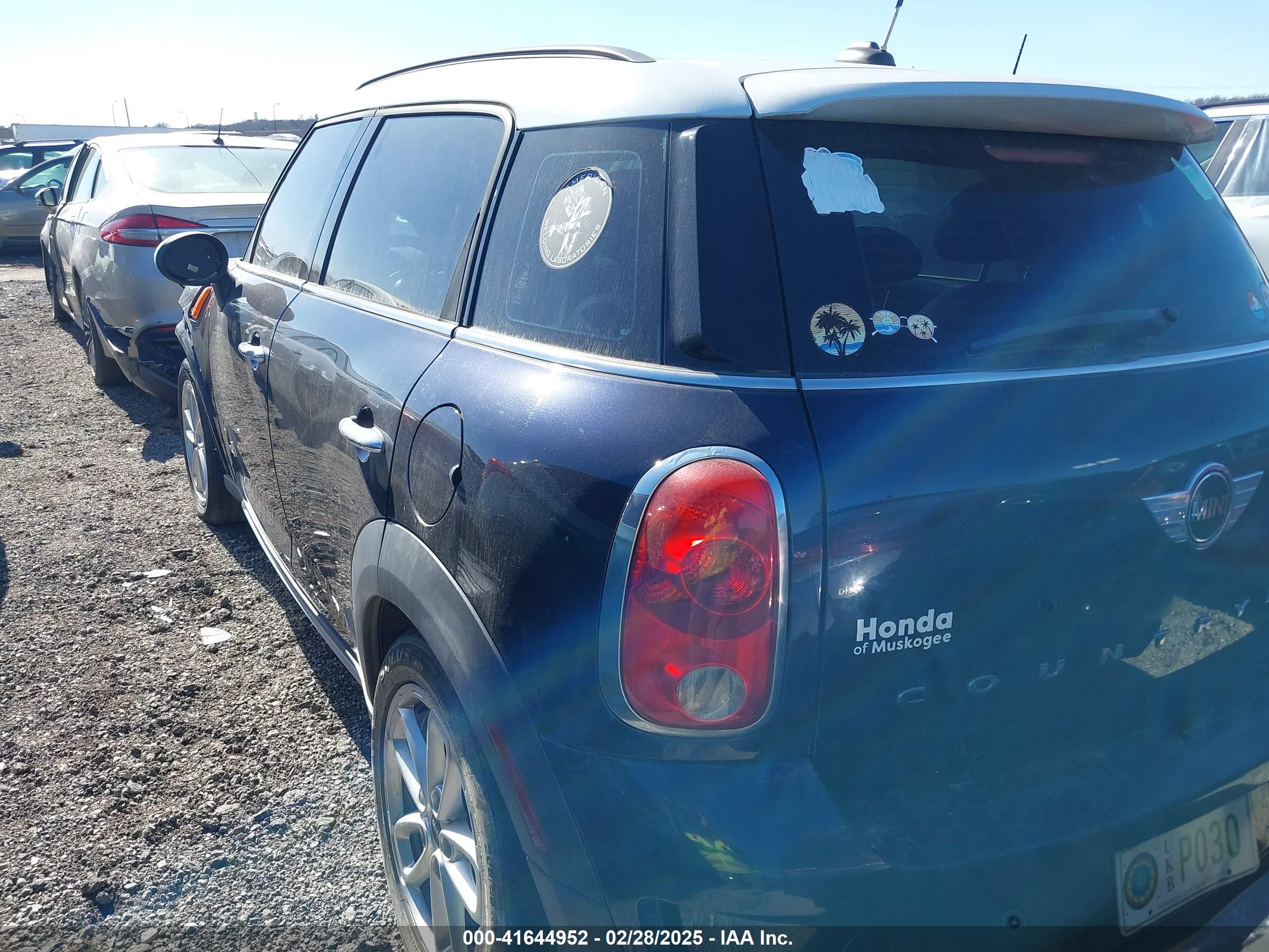 MINI COUNTRYMAN image 3